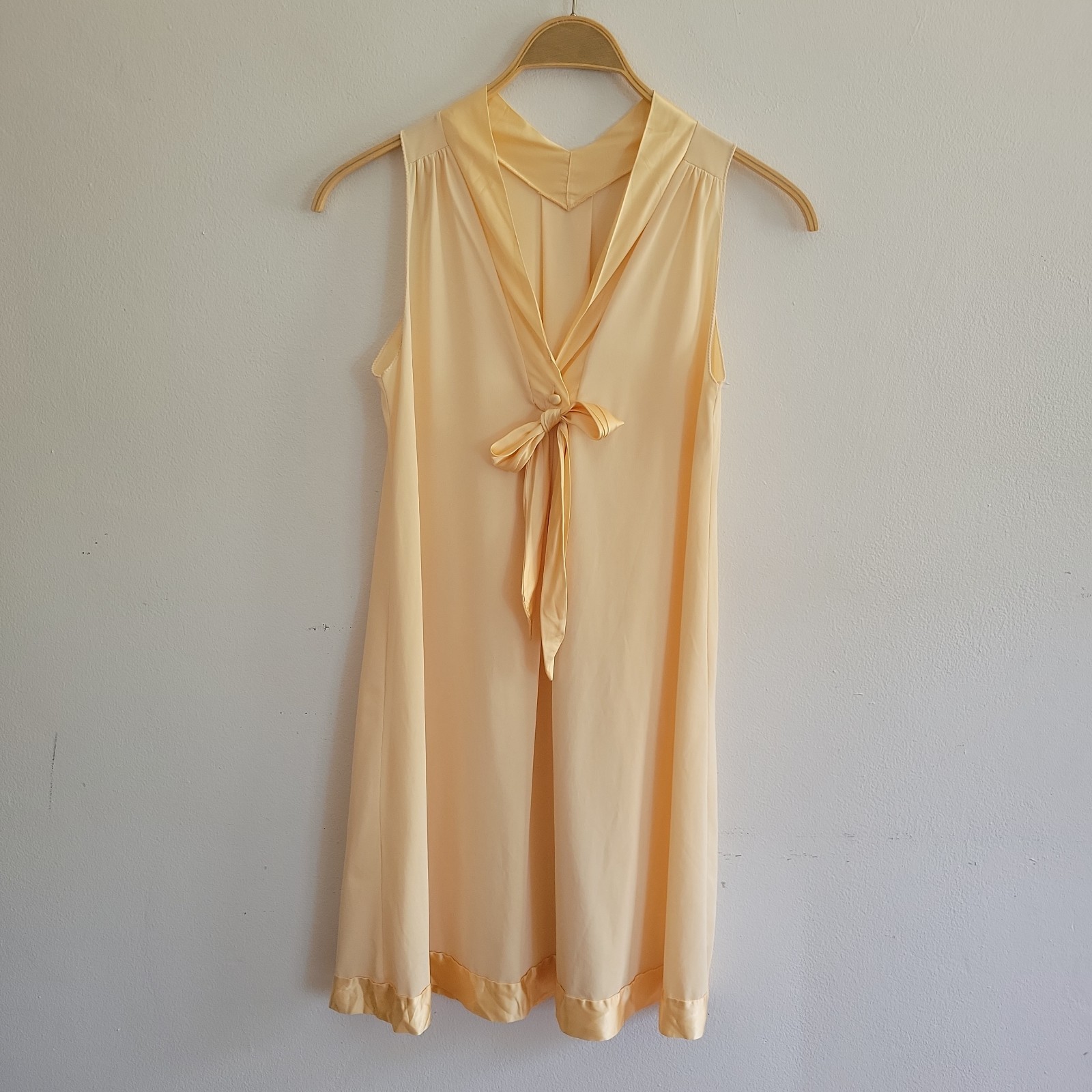 Vintage 60s Gossard Artemis Nylon Penoir Two Piece Small Pale Yellow Boudoir