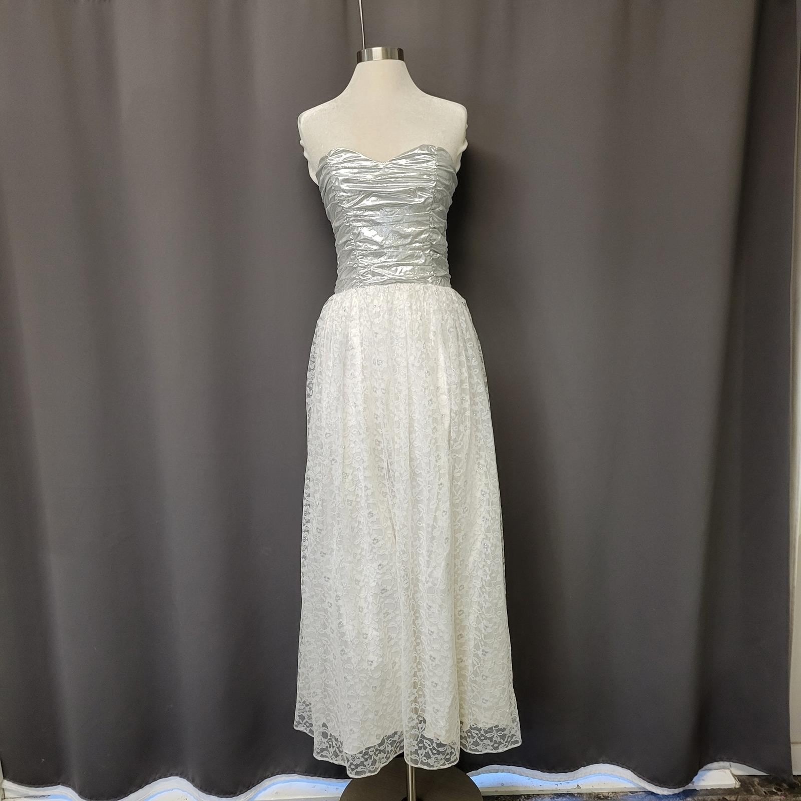 Vintage 80s Gunne Sax Jessica McClintock Dress Silver Metallic Lace White Size 9