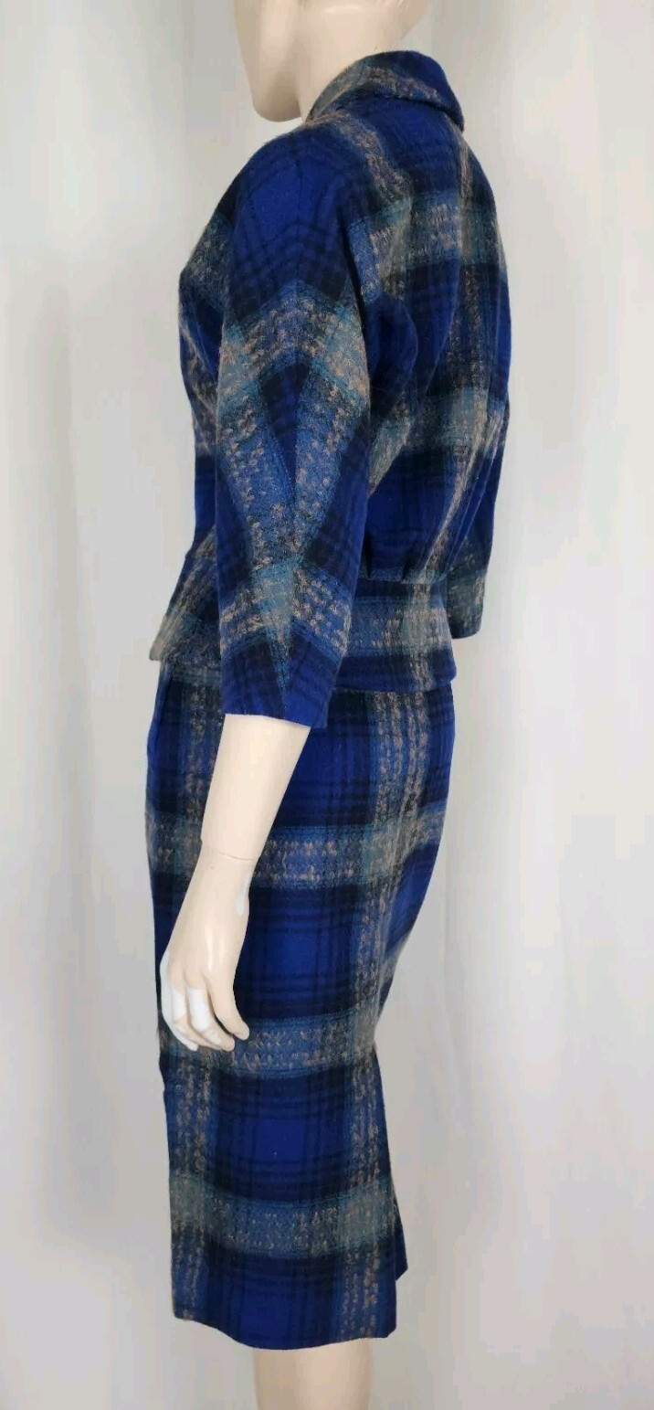 Vintage 40s 50s Earle Picard blue wool tartan plaid jacket skirt suit set S