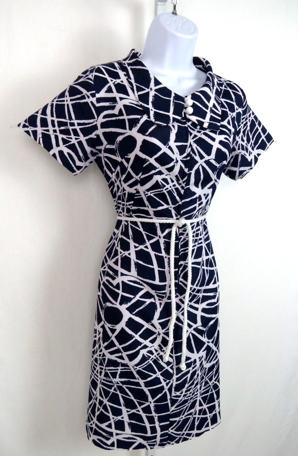 VTG 1960s MOD I. MAGNIN SCOOTER DRESS BLUE WHITE GEOMETRIC FLORAL ROPE BELT