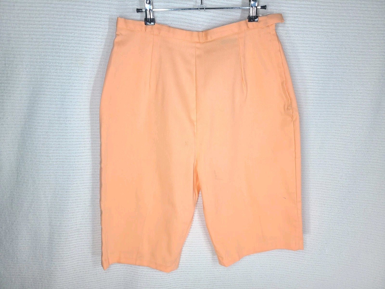 NOS Vintage 1960s Women’s Shorts 31w Large Orange Canvas Adjustable Waist Retro