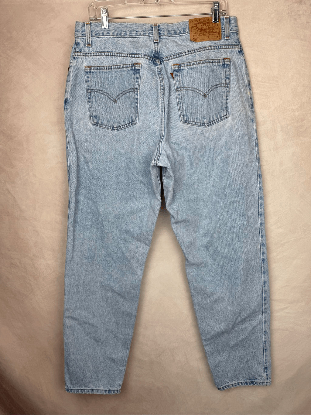 Vintage Women’s Red Tab Levi’s 550 Jeans Size 16 32×30 Light Wash 03/99 READ