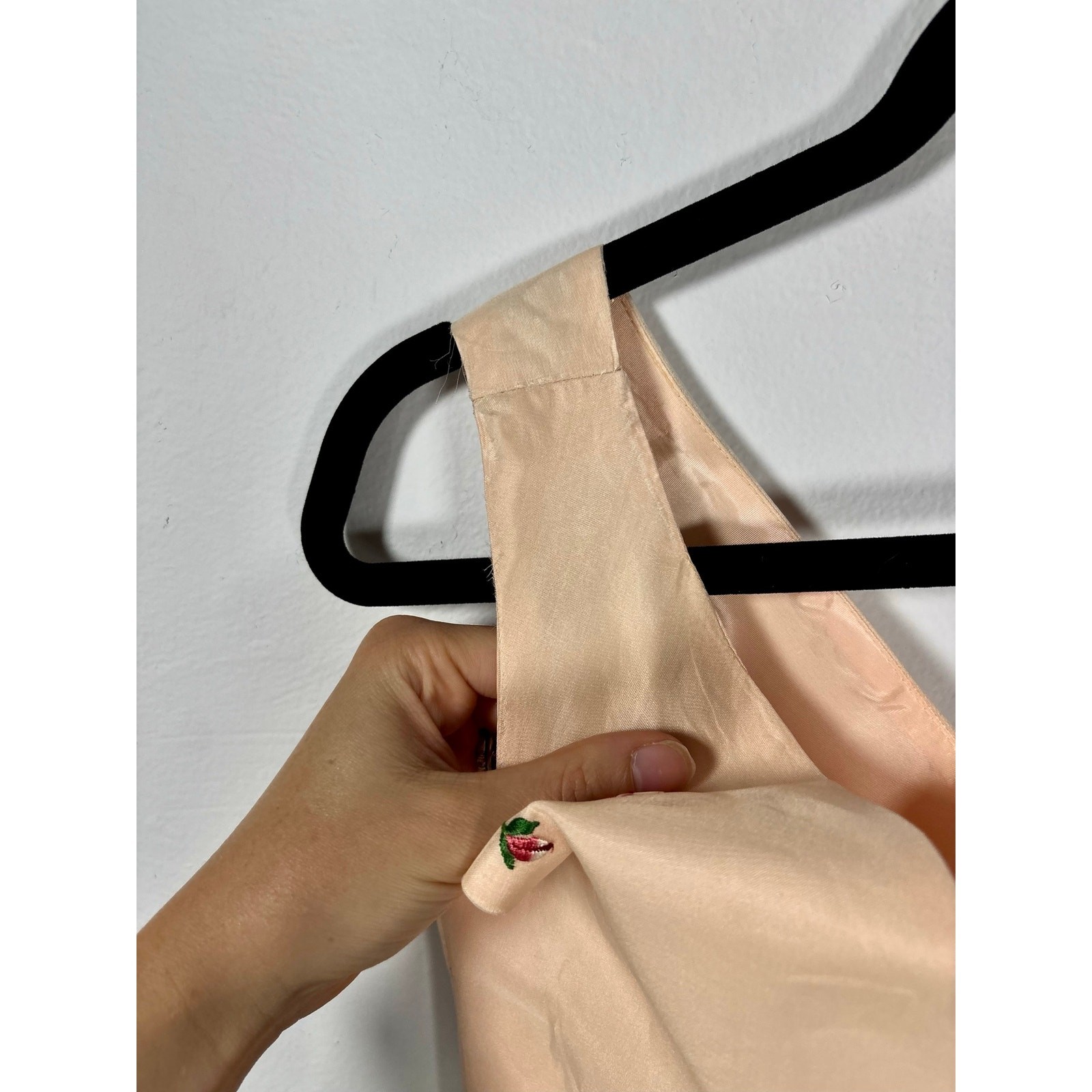 1960s Lilli Diamond Pink Silk Chiffon Embroidered Wiggle Dress As Is