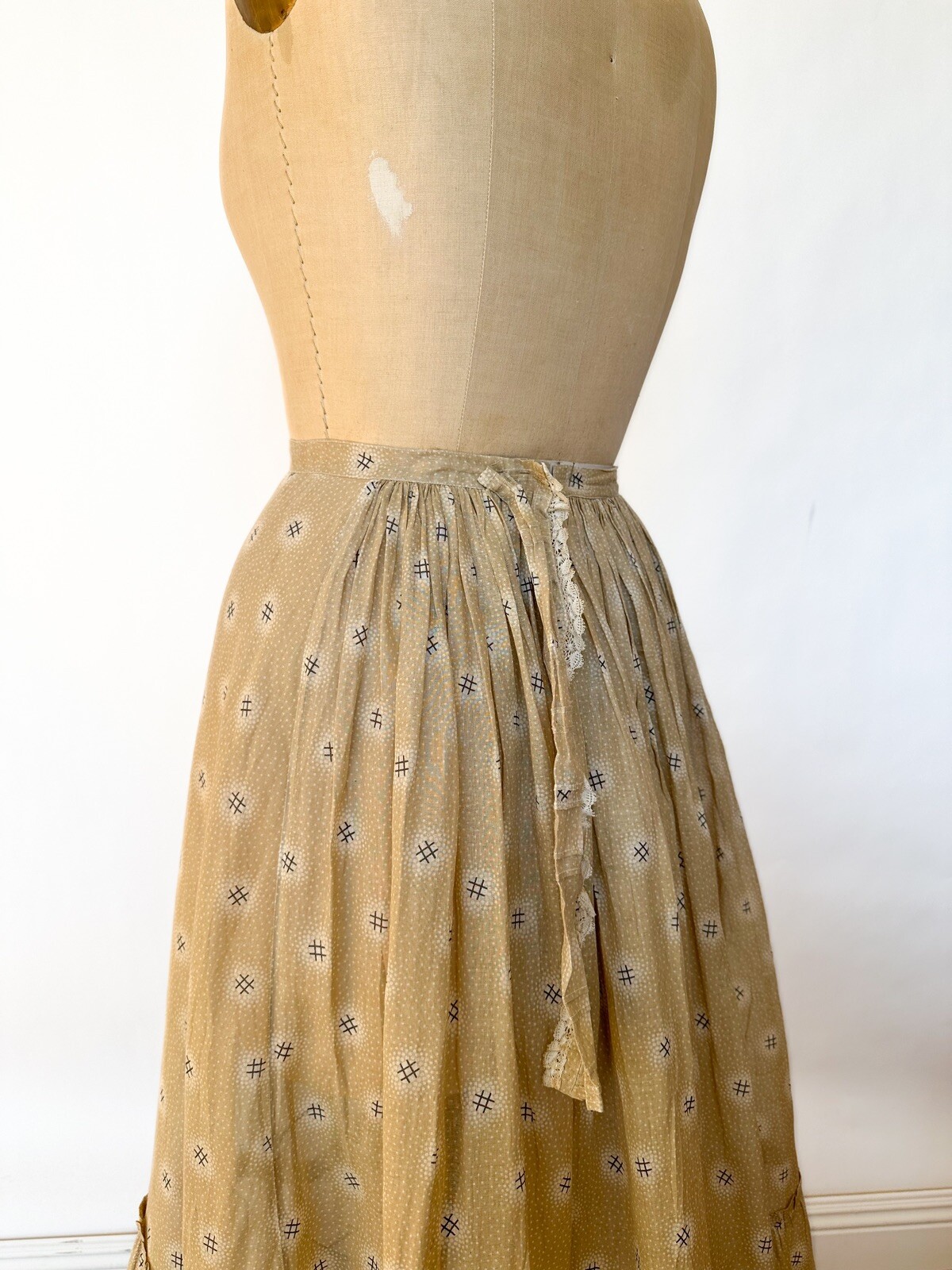 Antique 1900s Sheer Cotton Voile Lawn Hashtag Print Skirt Underskirt M