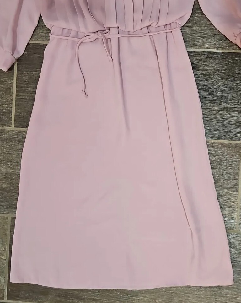„Monica Richards” dusky pink womens knee-length dress,3/4 sleeve, size 10