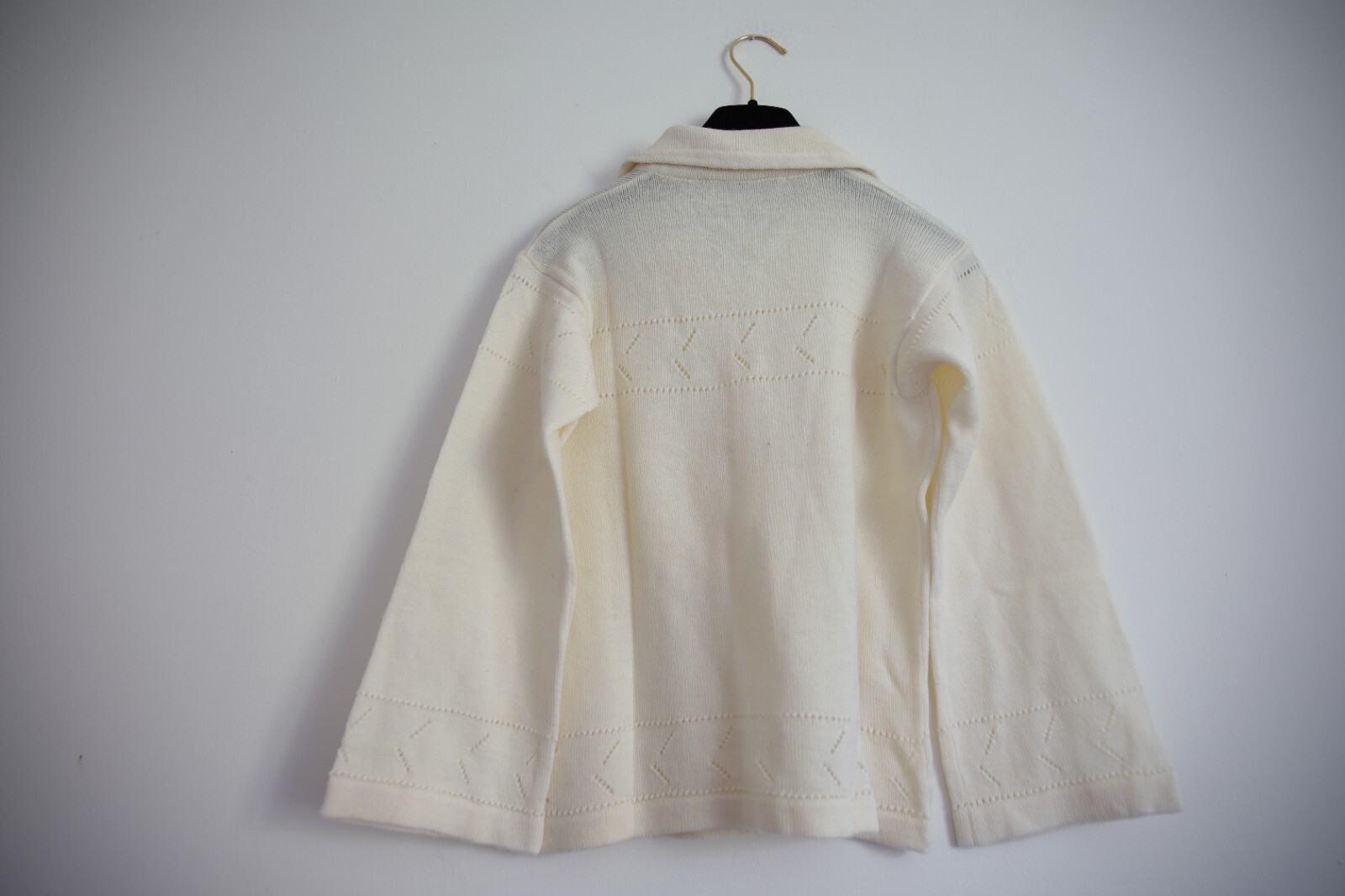 Lightweight short cardigan long sleeves 🌿vintage 70s 80s cardigan
