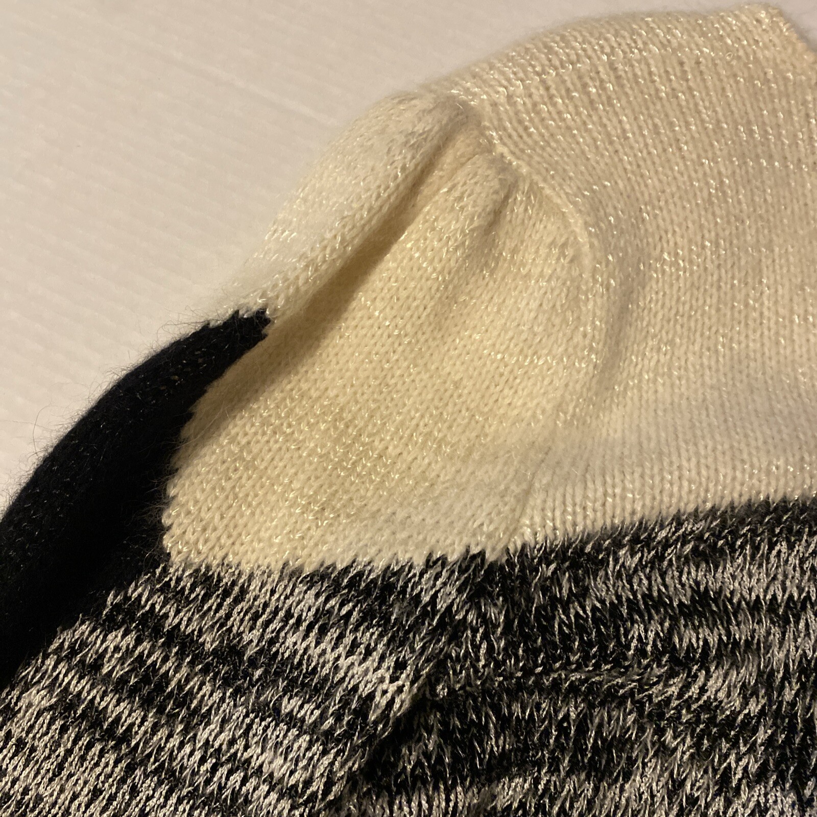 Vintage 80s Ginenne Sweater Medium Women Black White Lambswool Angora Geometric