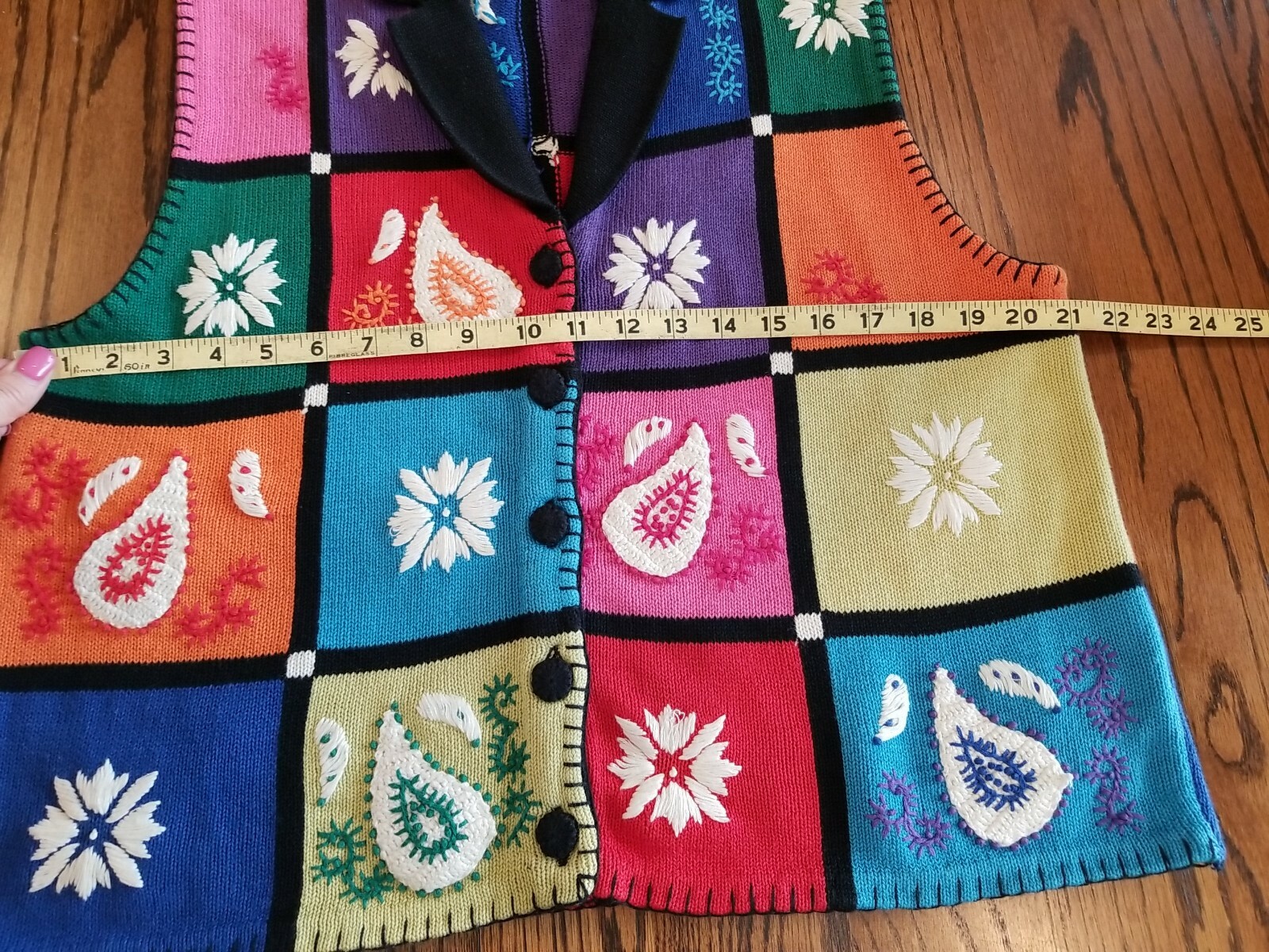 Belle Pointe Women’s Sz L Vintage Knit Sweater Vest Colorblock Embroidered