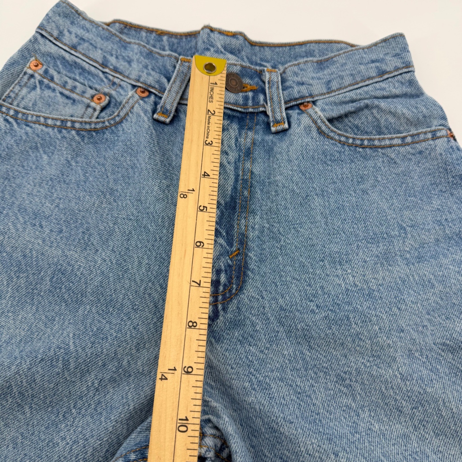 Levi’s Jeans Women 5 Blue High Rise Tapered Leg Made in USA Vintage