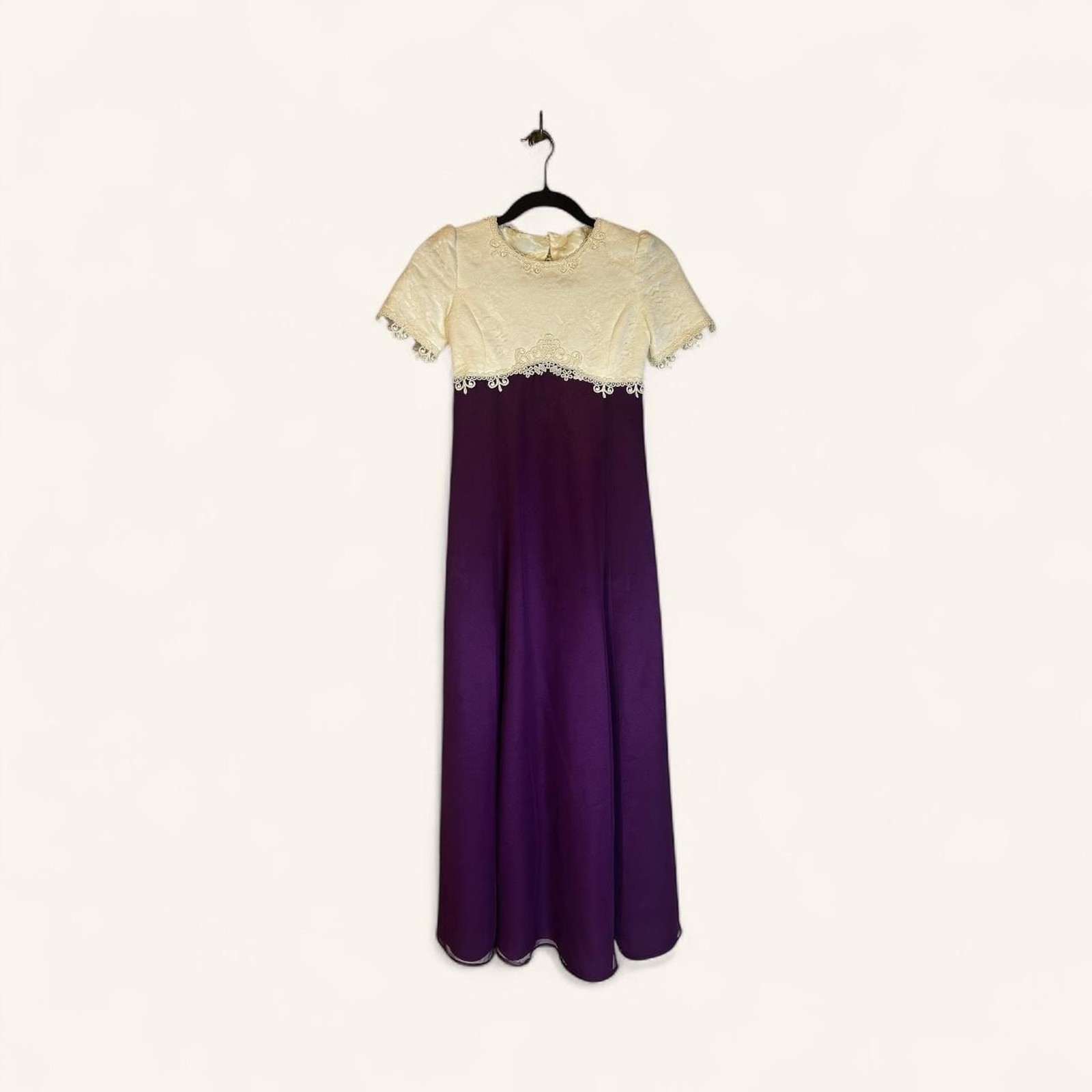 Custom Made 1980’s Formal Lace and Purple Chiffon Gown – XS