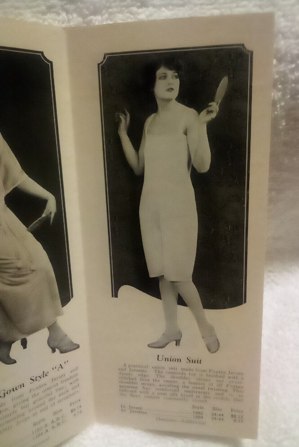 Fox Textile Corp Vtg 1920s Advertising Sales Brochure Foxtex Garments Flappers