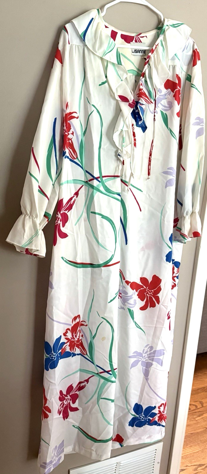 Vintage LISANNE Floral Long Nightgown Nightie Lingerie Size L