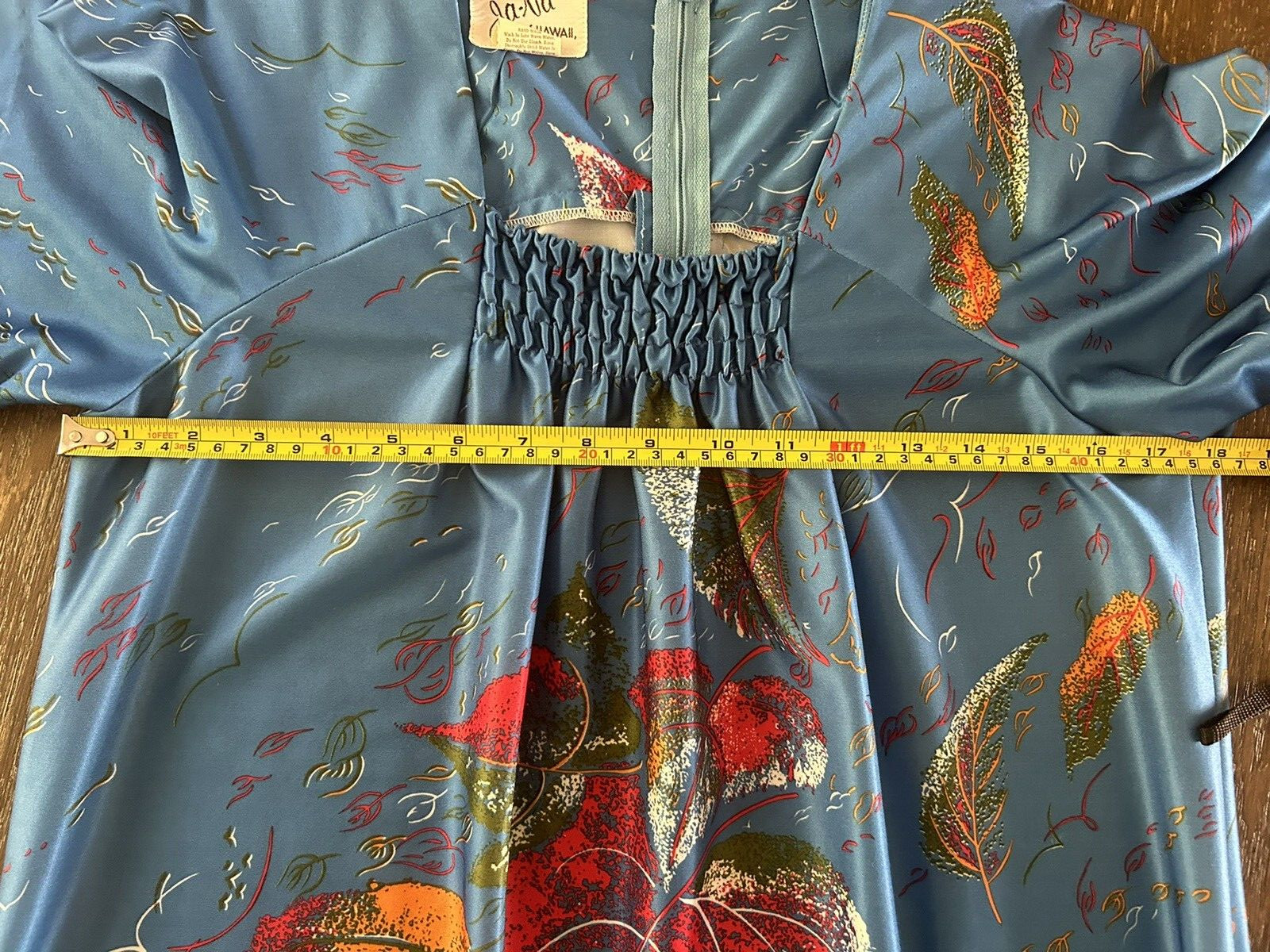 Women’s Vintage Night Gowns Size 12 „Ja-Na of Hawaii,” Ruched 50s 60s