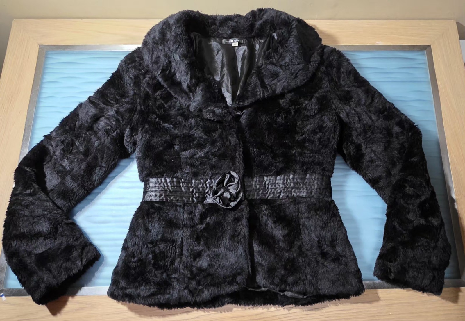 Sans Souci Jacket w/ Faux Fur Collar Flower Mid – Size Medium