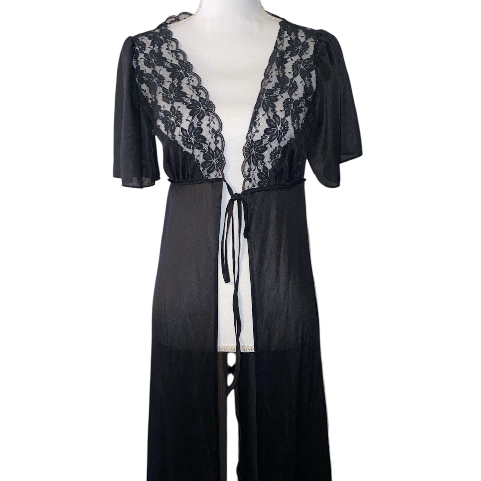 Vintage Lace Robe Long ILGWU Sheer Floral Half Sleeve Womens Medium Black Boho