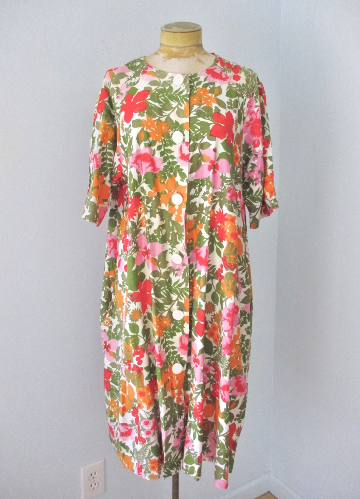 Vtg 60s 70s Pink Red Green Abstract Floral Cotton Twill Button Robe Pockets L/XL