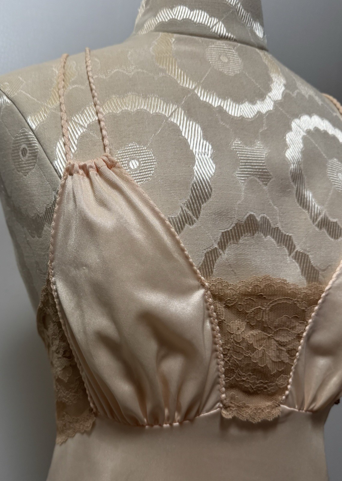 Vtg 60s Nude Lace Mini Slip Dress S Peach Negligee Boudoir Lingerie ILGWU NWT