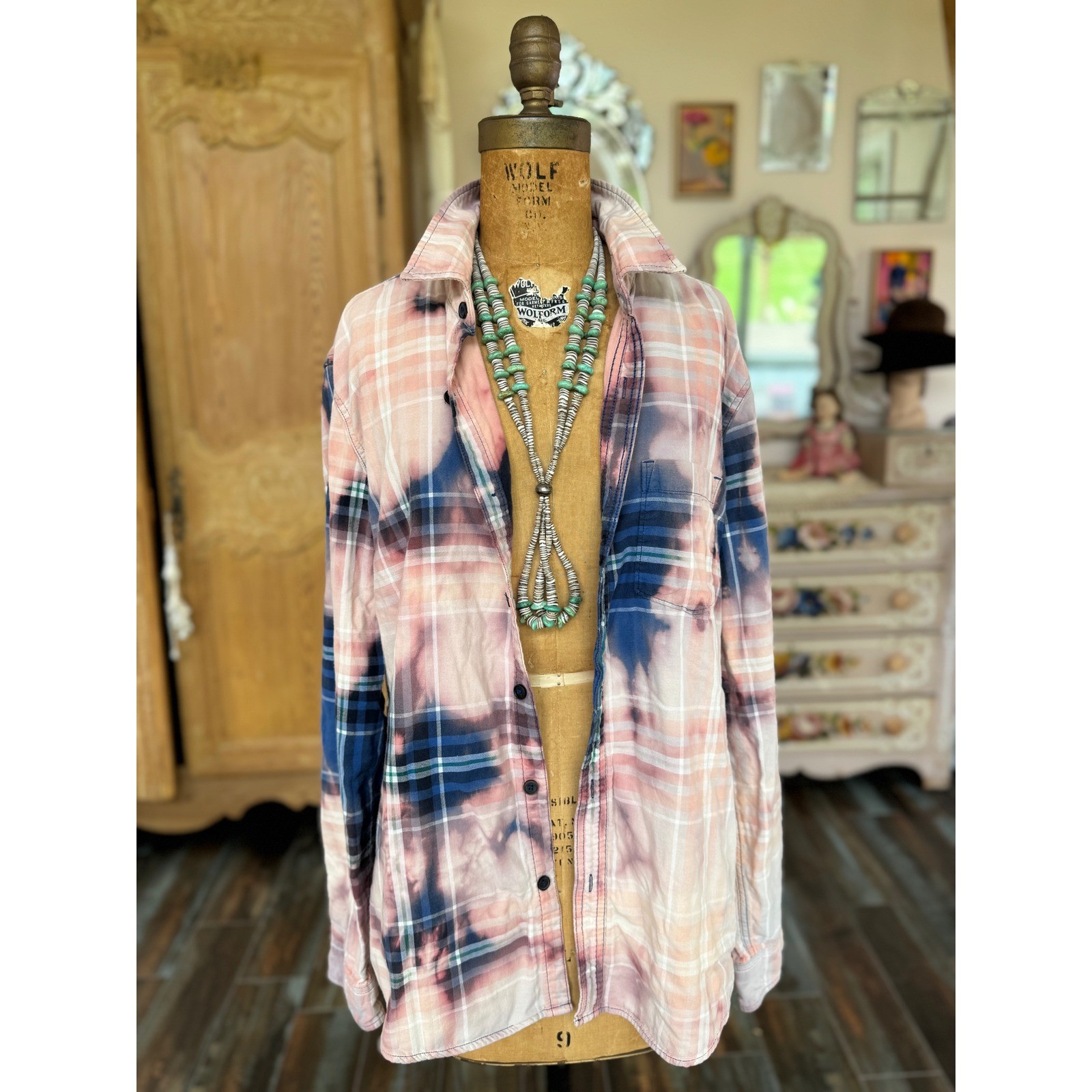 Lovin’ Is What I Got” Bleached Cotton Flannel Shirt Large Folk Art