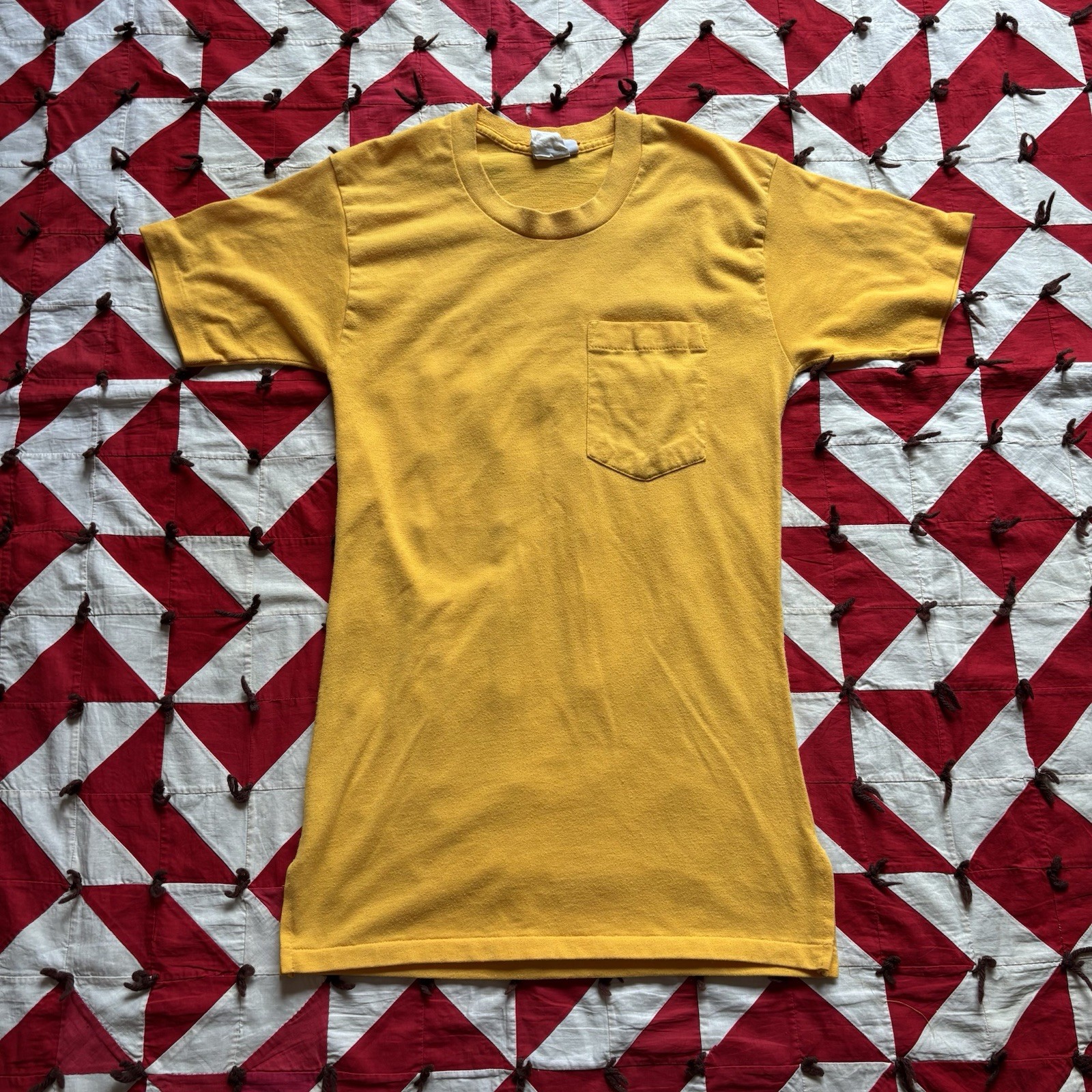 Vintage 1980s Black Yellow T Shirt Women’s As Is Worn Flaws Pocket Tee