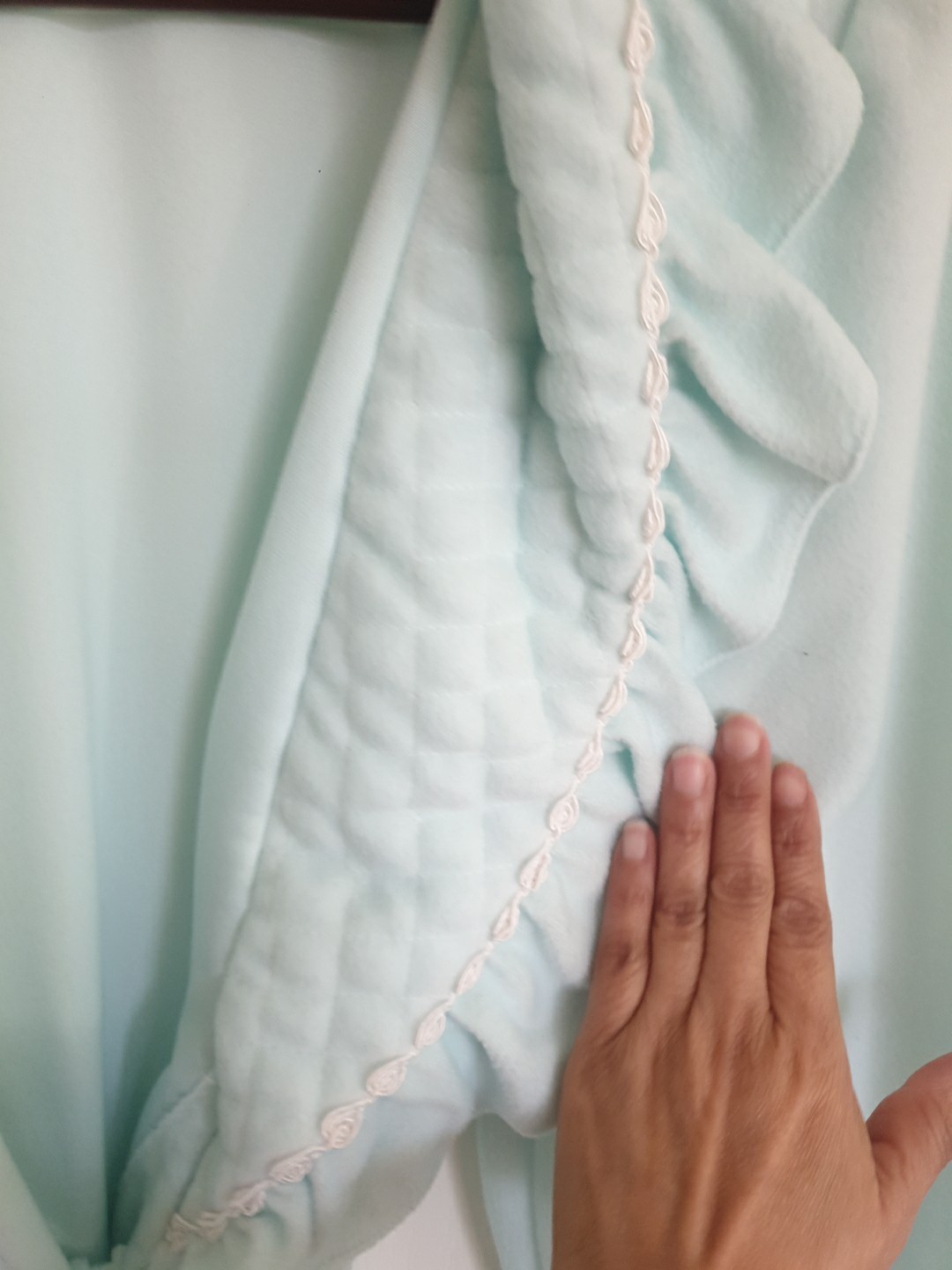 Vtg 80s Miss Elaine Nightgown Full Sweep Robe Sea foam Green Size-M