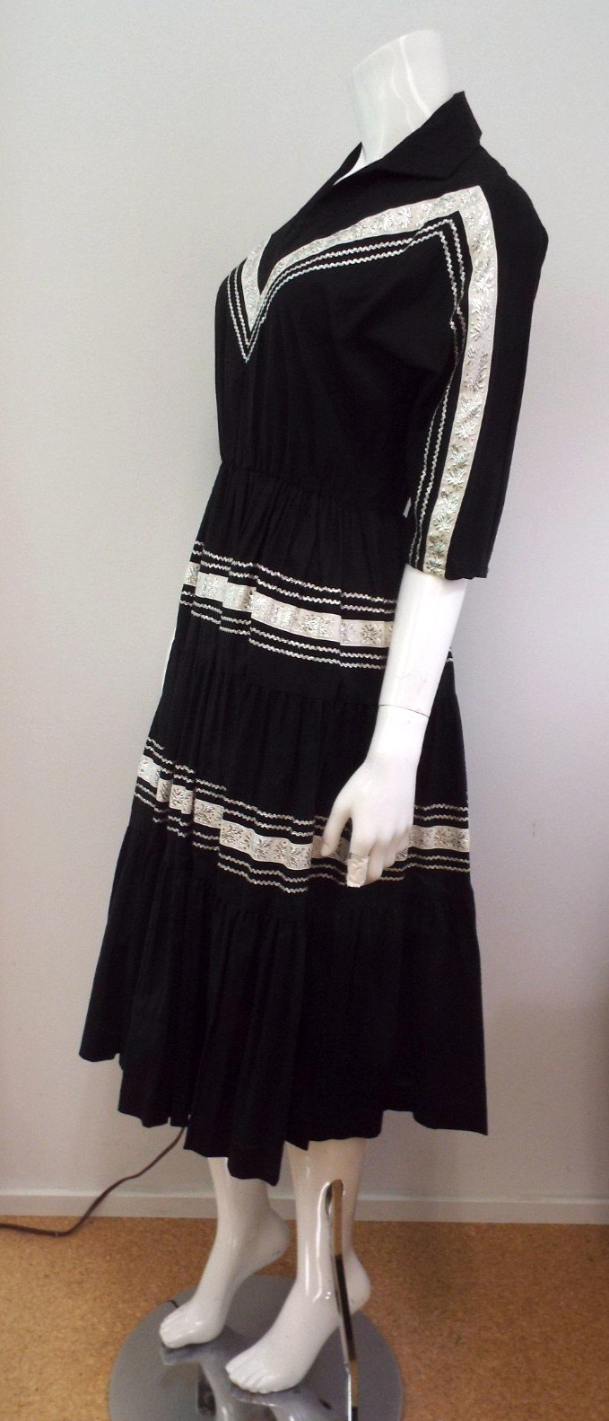 Vintage 1950s Peggy Lee Arizona Black Patio Full Circle Dress NOS Tags Silver 12