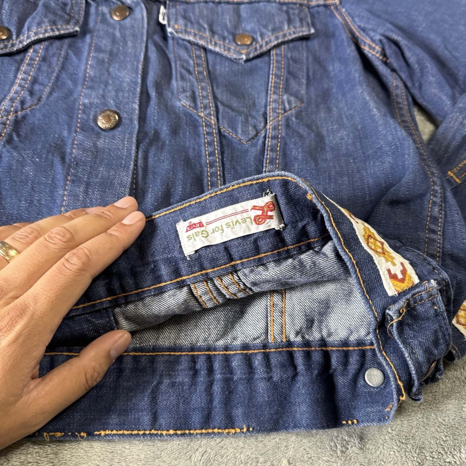 VTG 70s Levi’s for Gals Denim Jacket White Tab Two Pocket Size L Western Trim