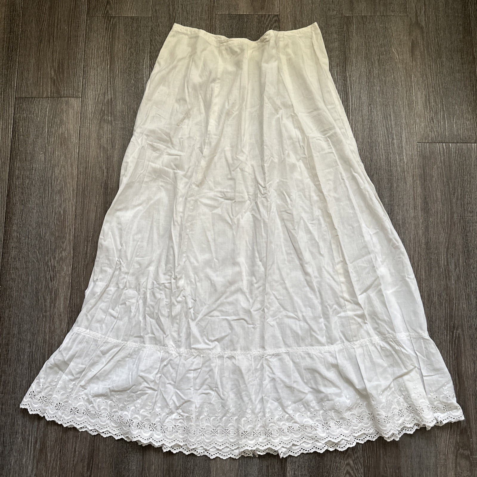 Antique Edwardian Victorian White Cotton Eyelet Lace Trim petticoat Skirt