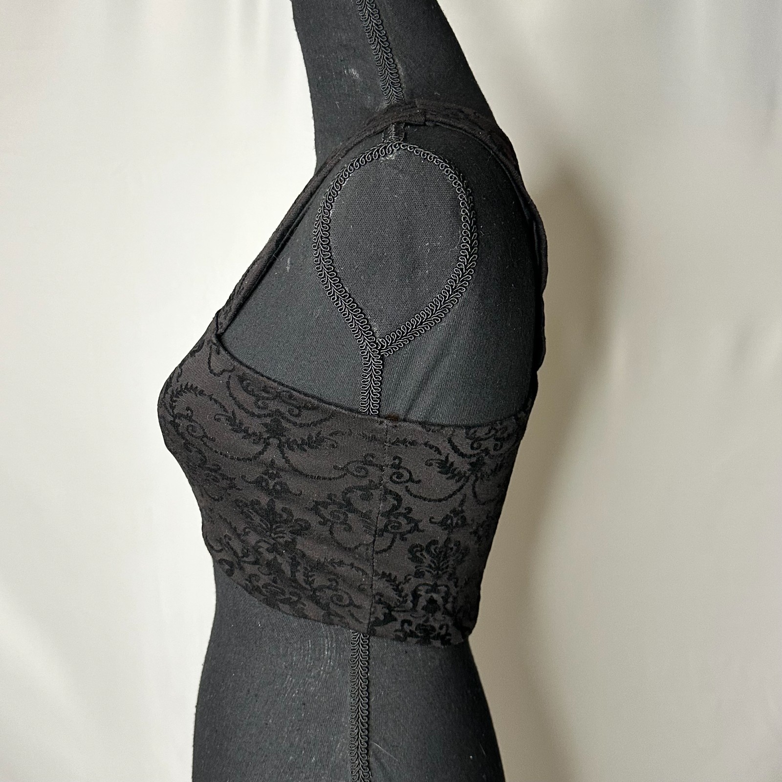 Vintage 90s Y2K Goth Arden B Black Velvet Crop Top Small Women Clubwear Filigree