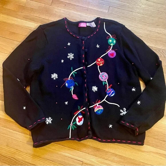 Vtg. CHRISTMAS SWEATER by PAPPAGALLO „L” ornaments in fun colors& snowflakes