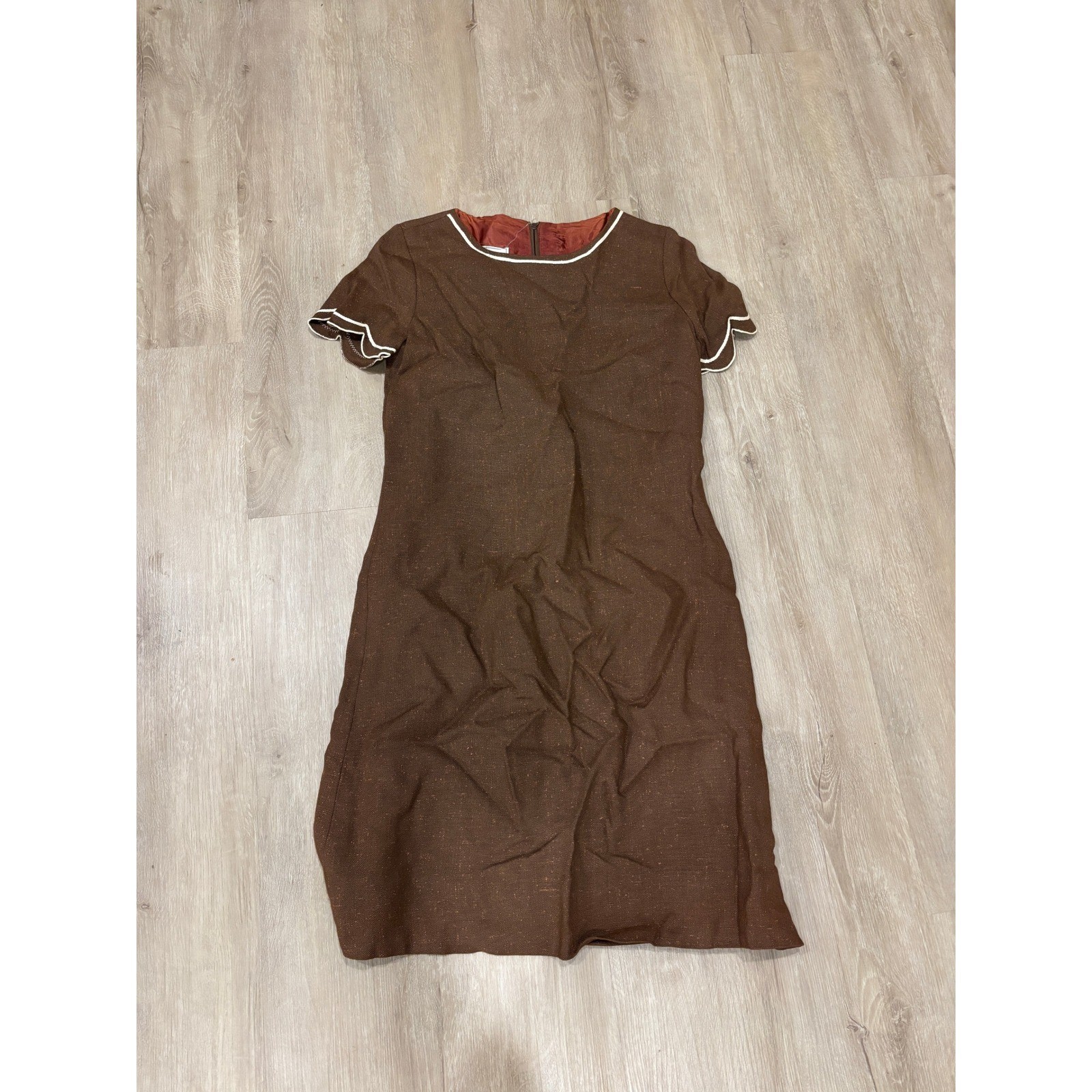 Vintage Craely Brown Shift Dress Scalloped Petal Sleeve White Piping Retro 60s