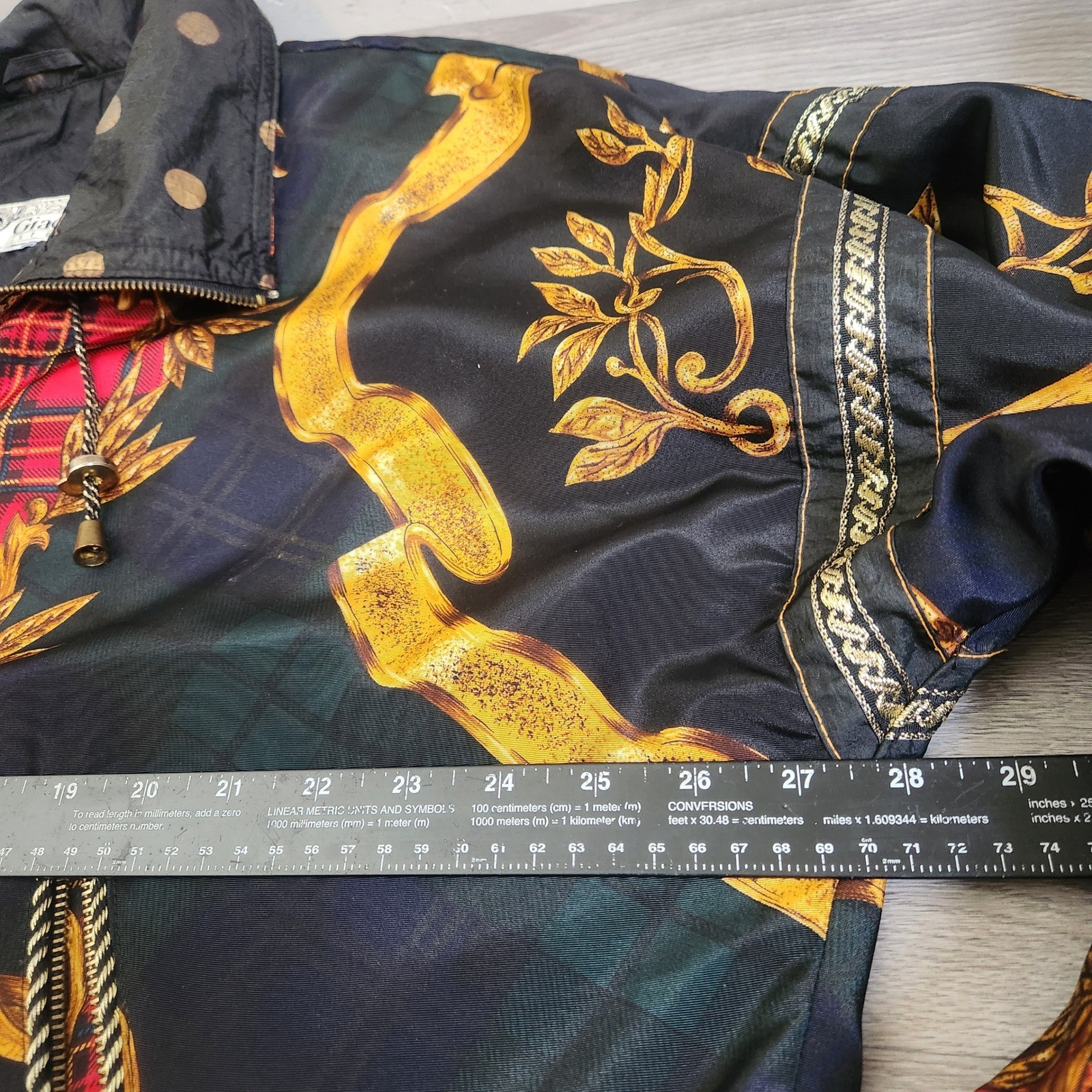 Vintage Giacca Sport Jacket Medium Black Gold Plaid Baroque Puffer Zip Up Plaid