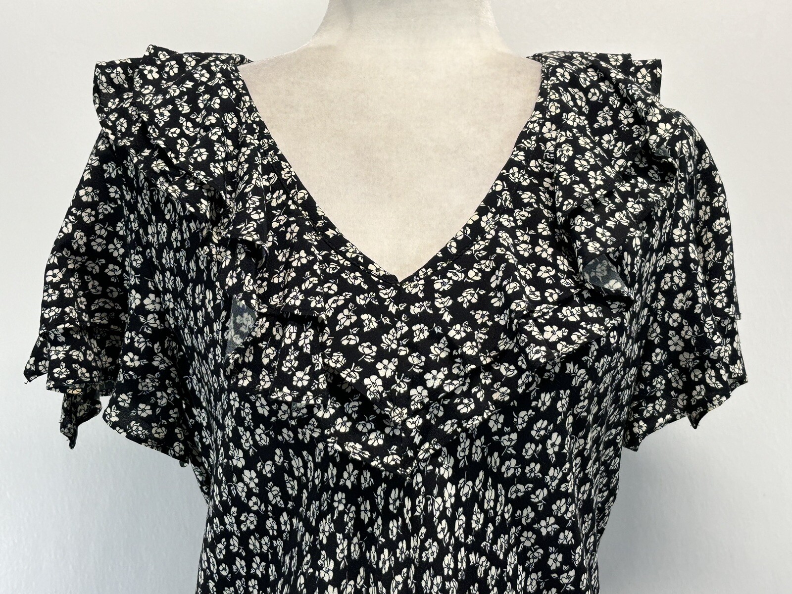 Vtg Betsy Lauren Ditsy Floral Midi Dress Sz 8 Black White Grunge Ruffle 90s