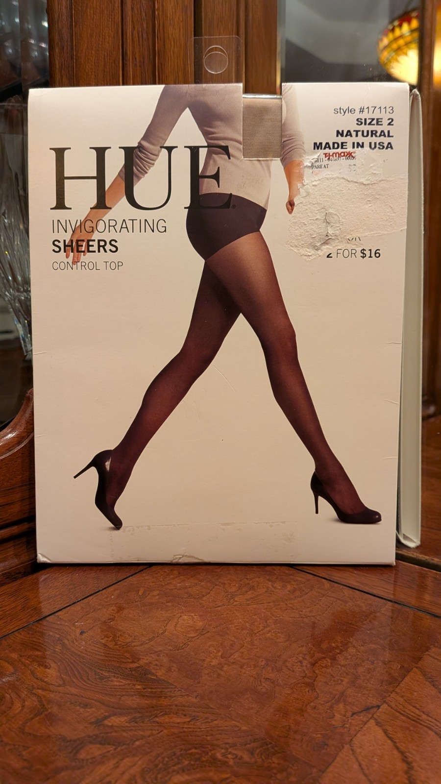 HUE Invigorating Sheers Control Top Pantyhose Natural Size 2 Up To 6′ & 185 Lbs.