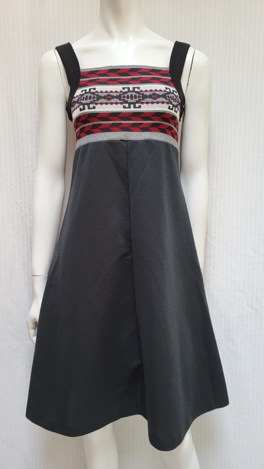 Vintage 1960/70’s Black Red Gray Geo Aztec Knit A-Line Dress – Size XS – EUC