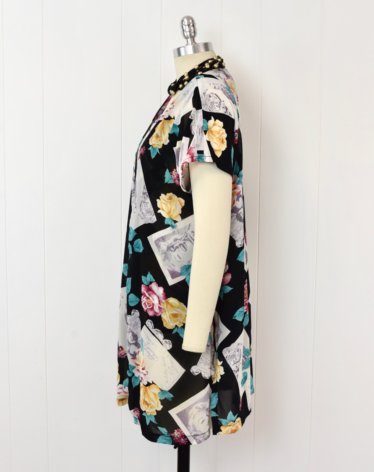 Vintage Marilyn Monroe Novelty Print Floral Black Sheer Lingerie Top Robe Set