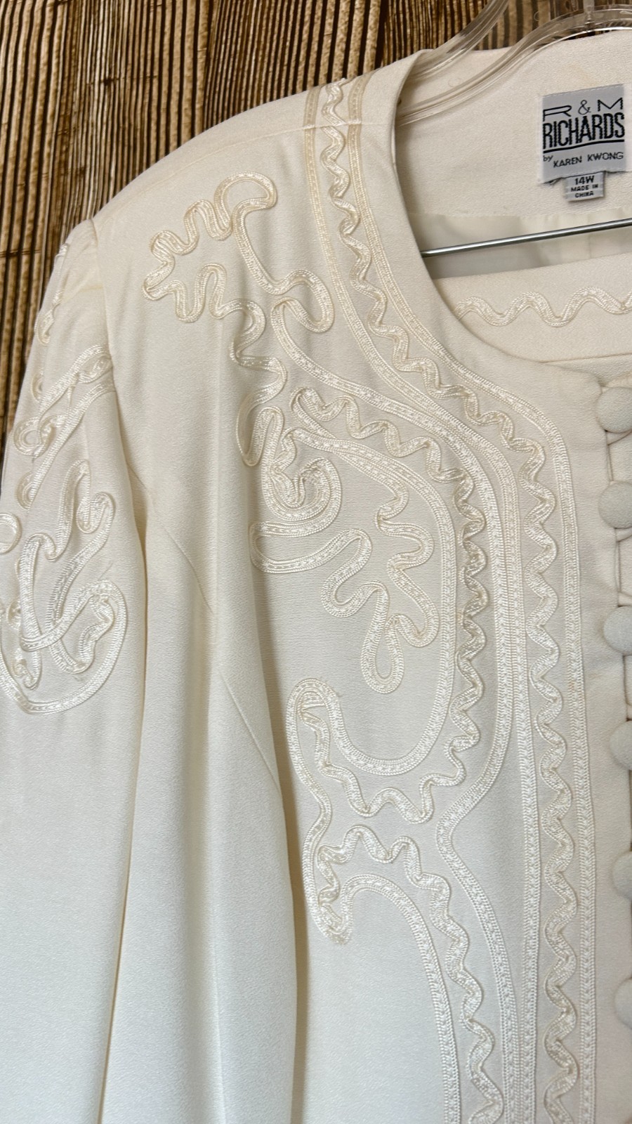 VTG R&M Richards Karen Kwong Ivory Suit Sz 14W Ivory Embroidered Bride Wedding