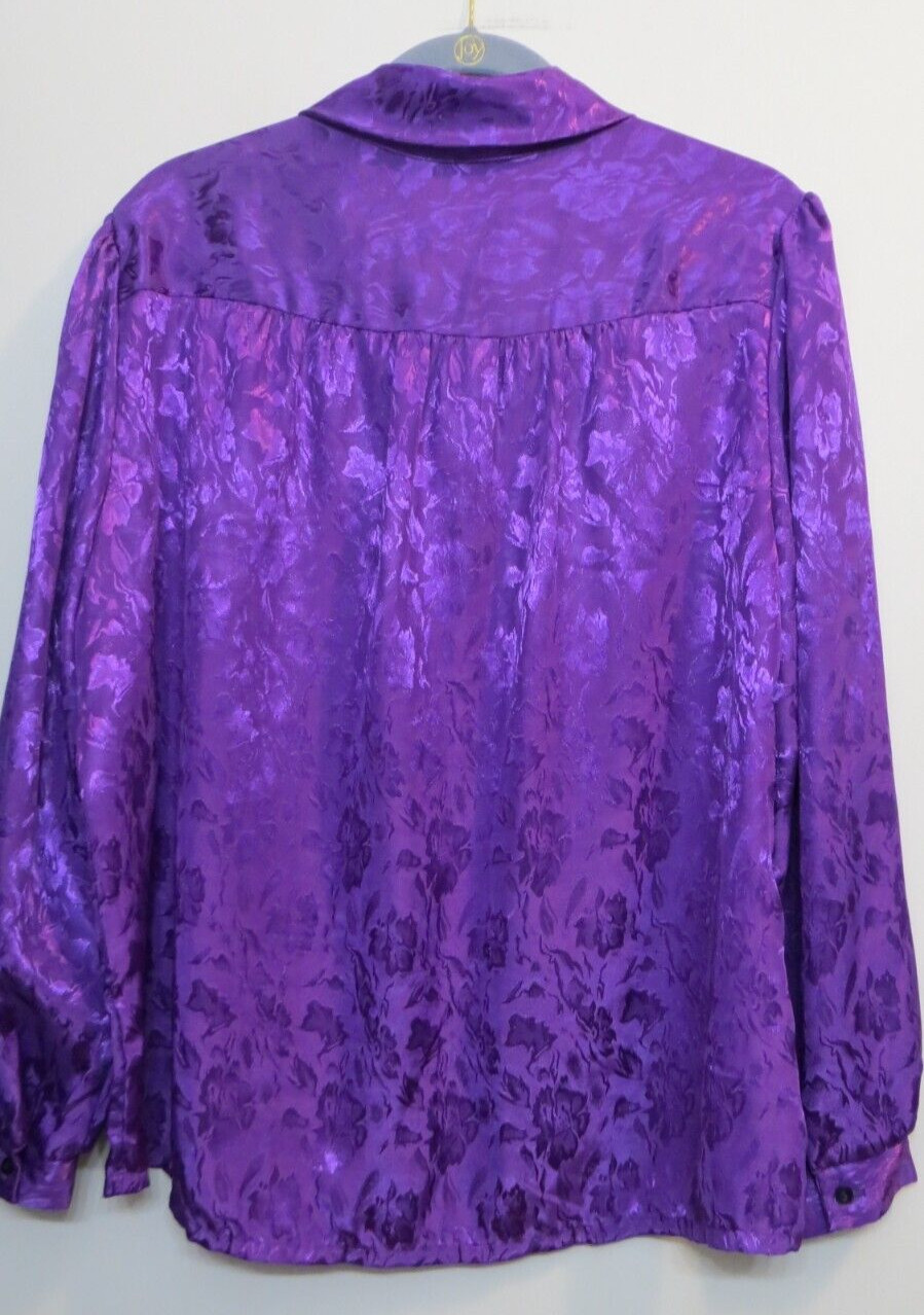 Vintage Lady Caribou Blouse Shirt Women Size 40 XL Button Up Shiny Purple Floral