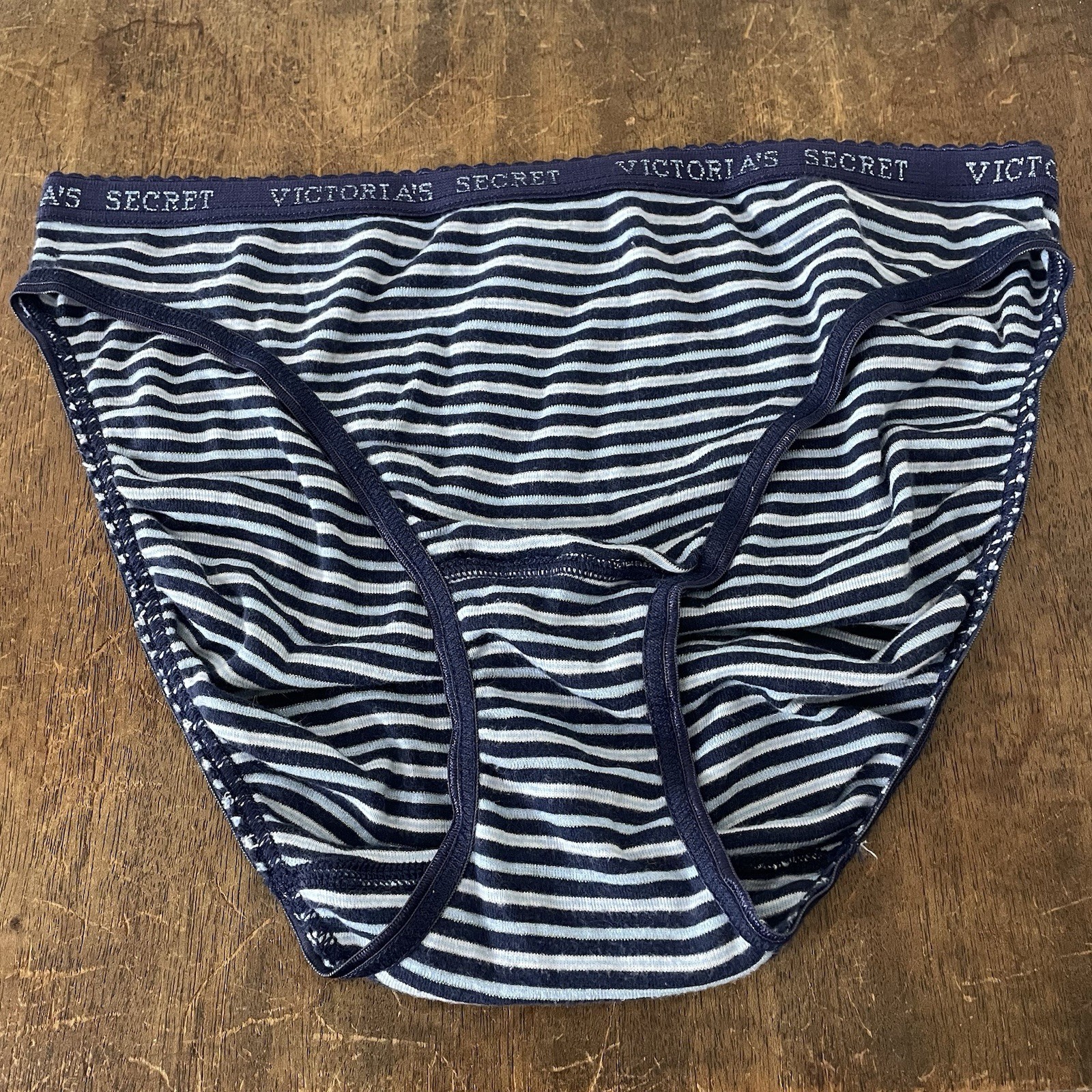 Vintage Victoria’s Secret Navy Blue Stripe 100% Cotton Bikini Panties Sz M 2004