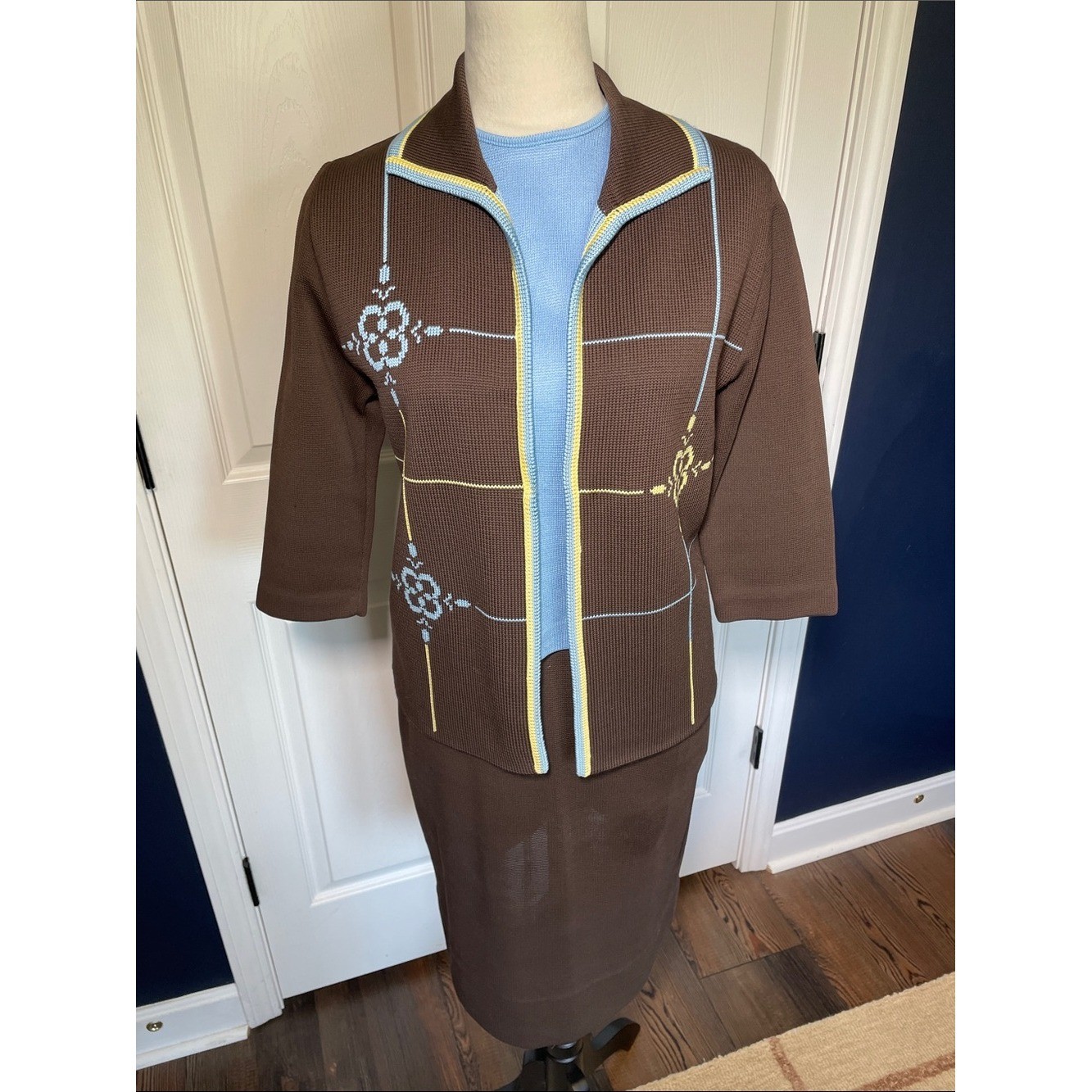 Vintage 60s Miss Pernilla 3 Piece Brown Knit Skirt Set Blue & Yellow Trim Size 6
