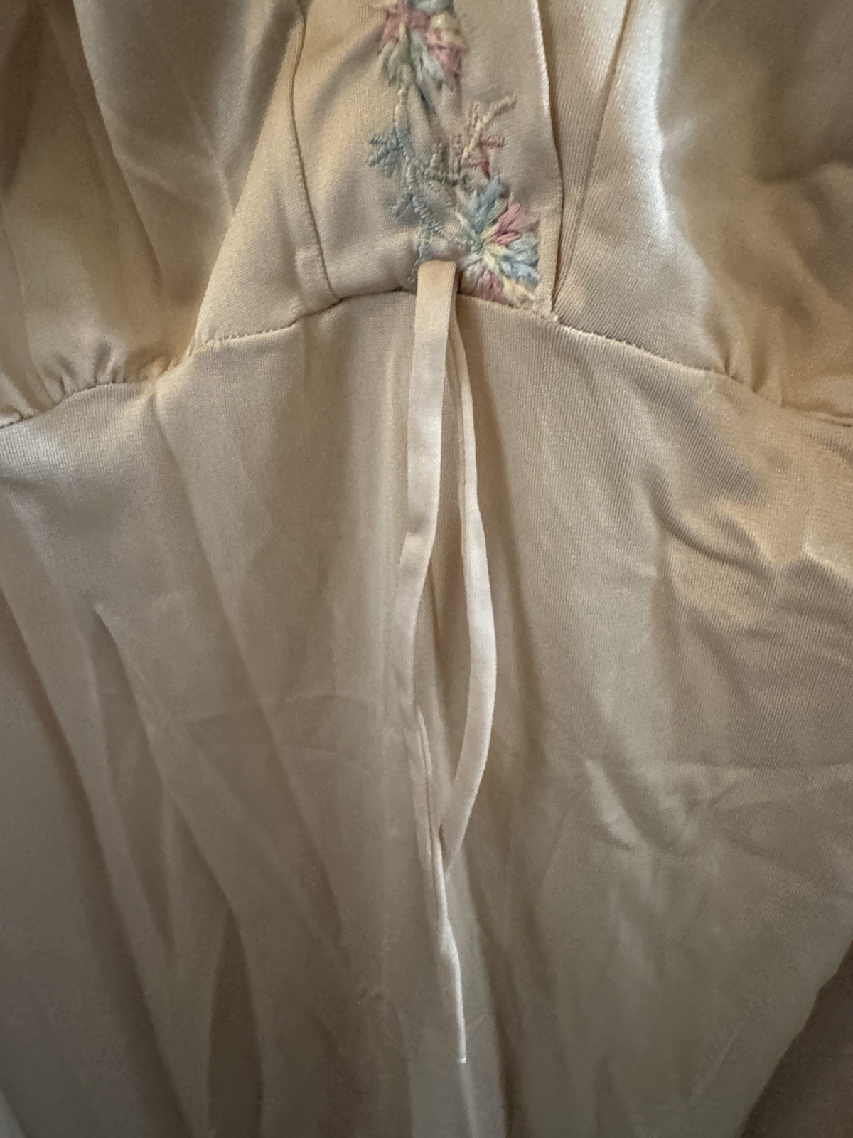 Vintage JCPenney Papermoon Nylon Nightgown M Beige Antron III Embroidered Slip