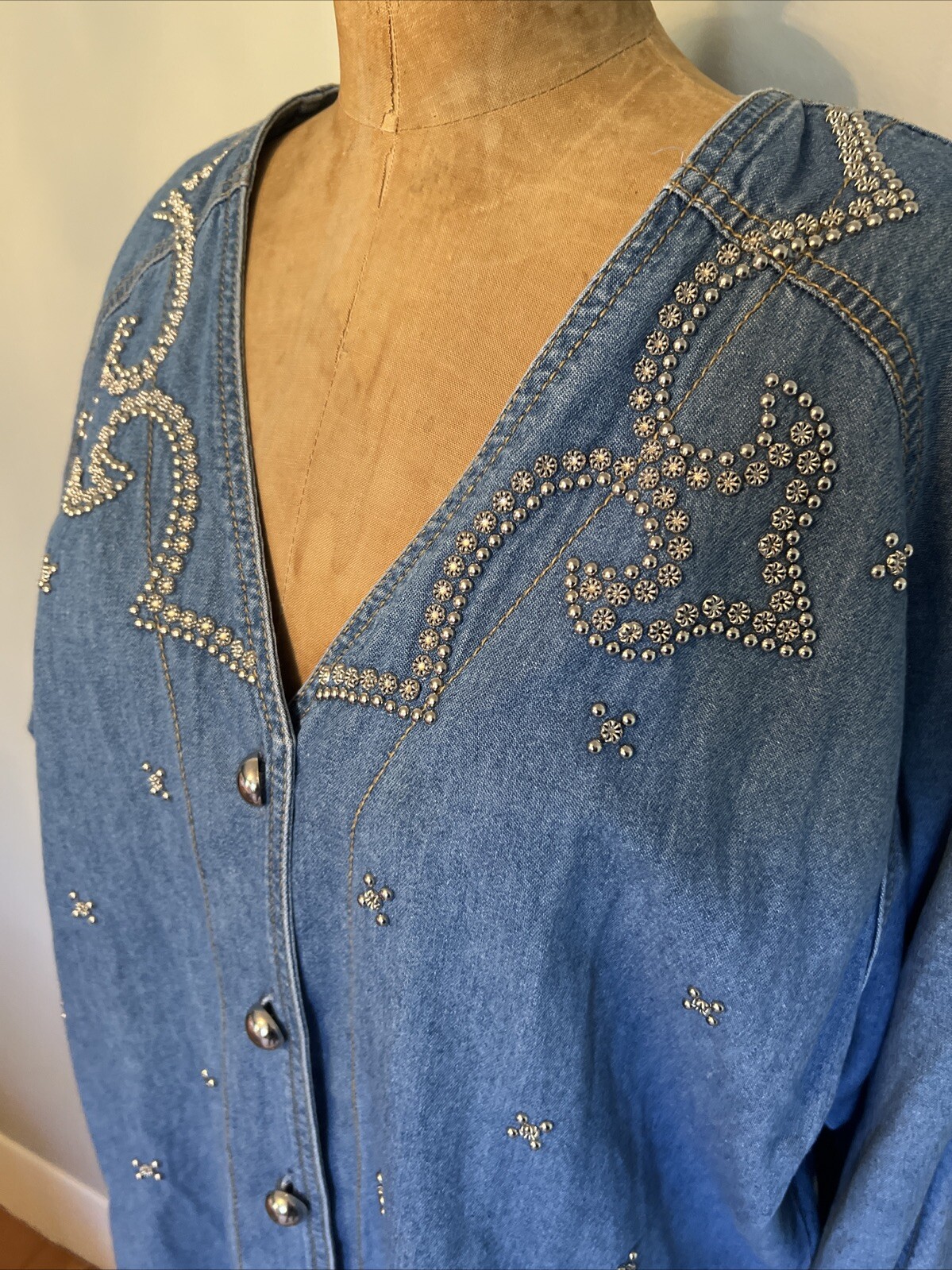 Vintage Women’s Denim Western Button Shirt Studded Cowgirl Prairie Rodeo Size 14