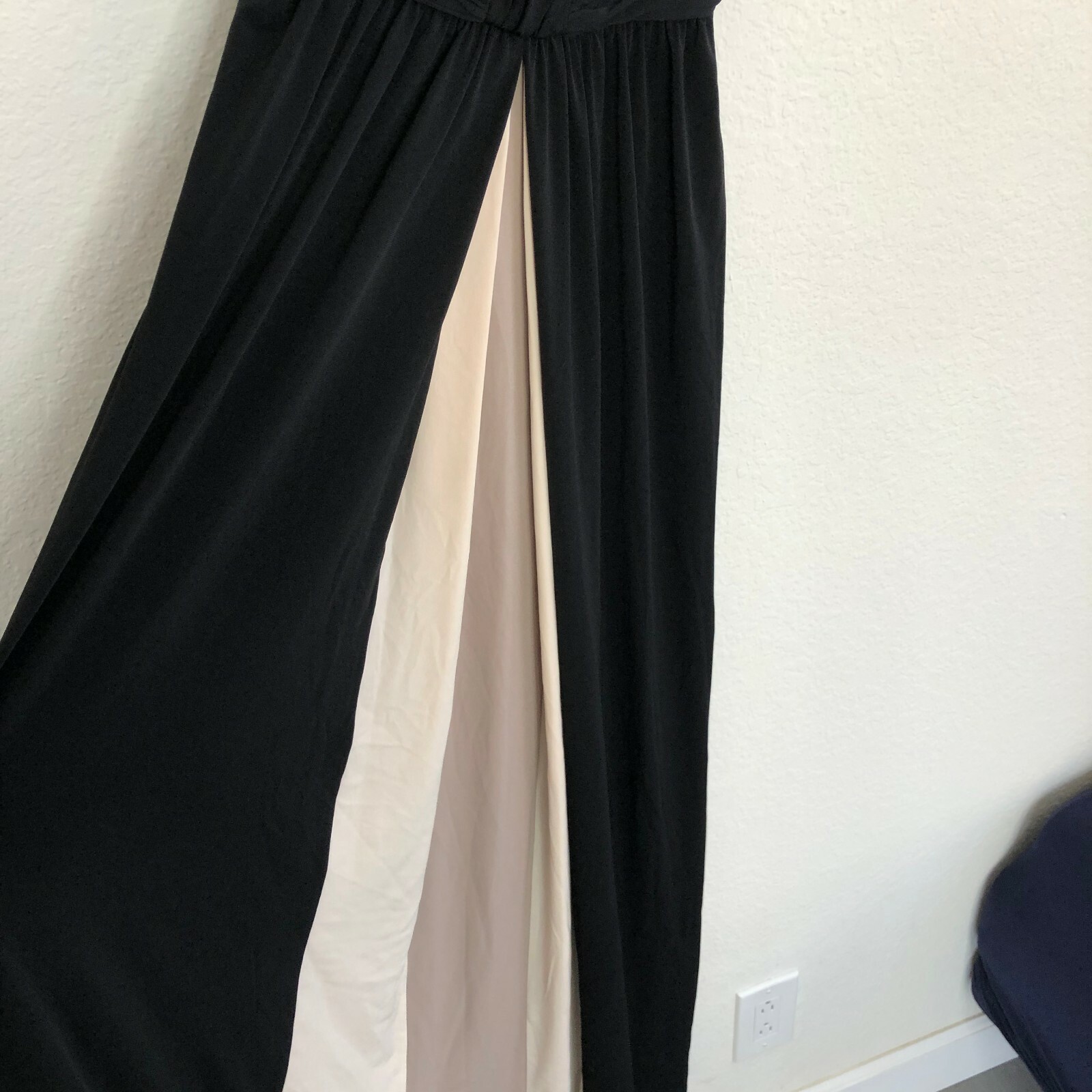 Vintage BCBG Paris Women’s Black Cream Goddess Gown Maxi Gown Dress 2 Wedding