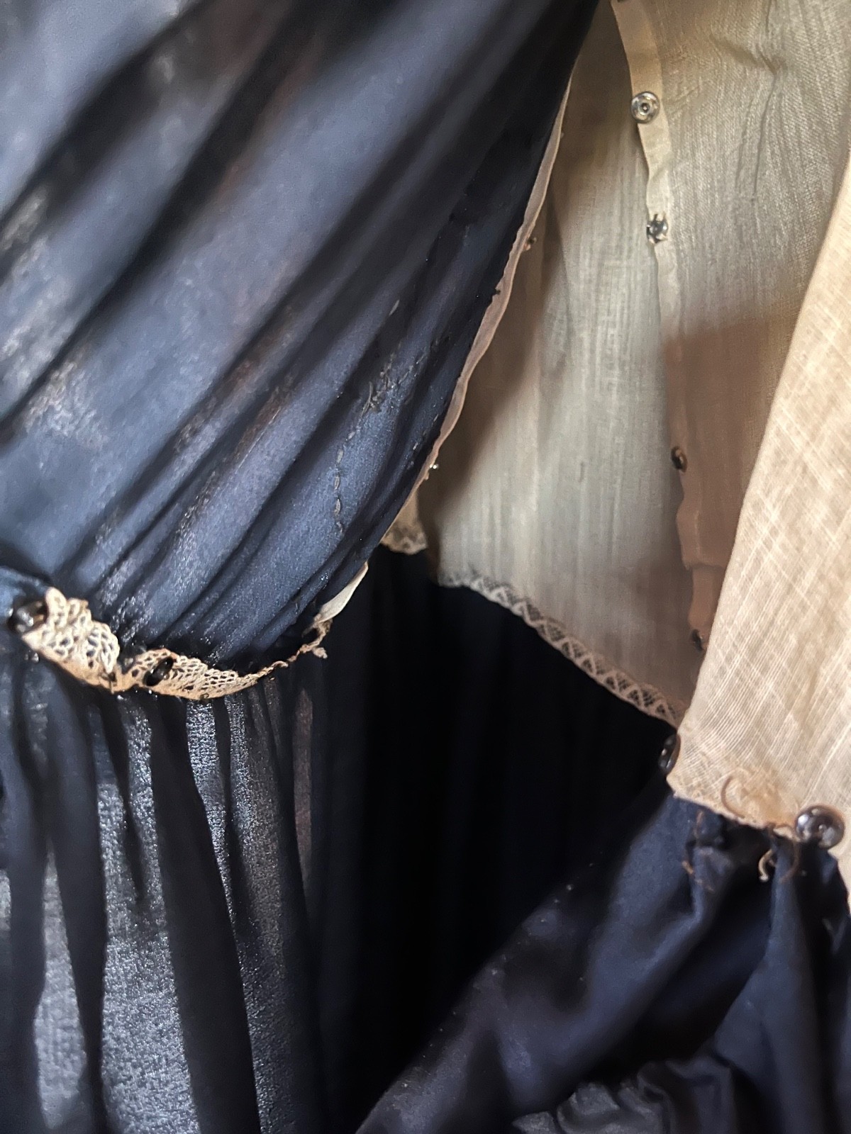 Antique 1910’s 1920’s dress M-L exquisite beading blue silk
