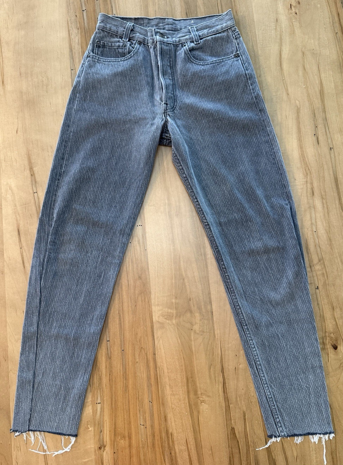 Vintage Levis 701 Womens Student Fit Charcoal Textured Tag 28×34 Actual 26×27