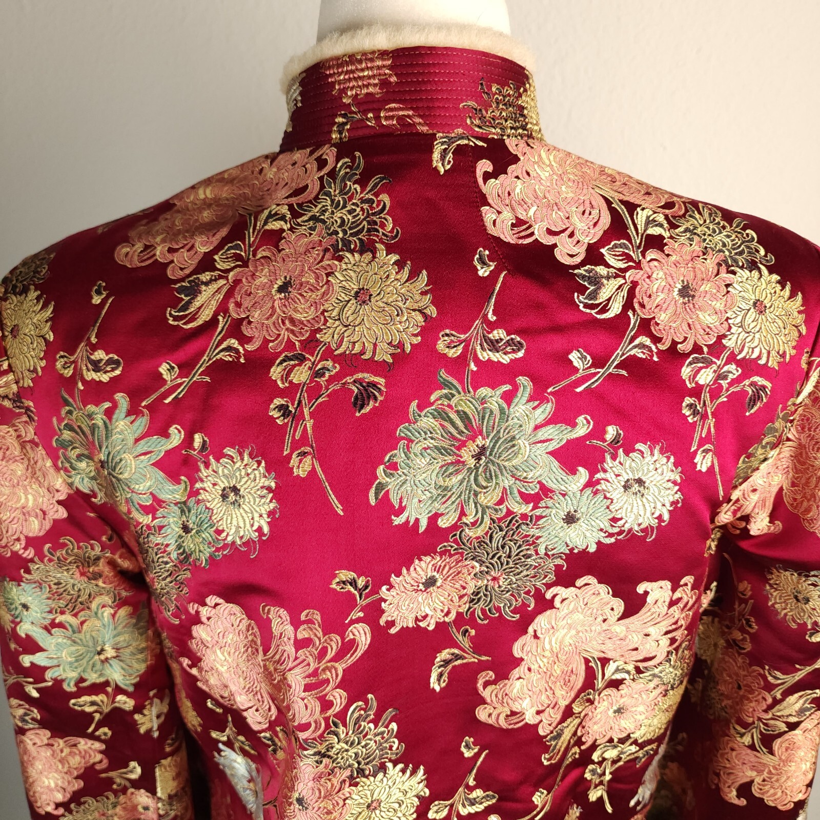 Vintage 70s Asian Mandarin Sherpa Lined Jacket Coat Silk Burgundy Chrysanthemum