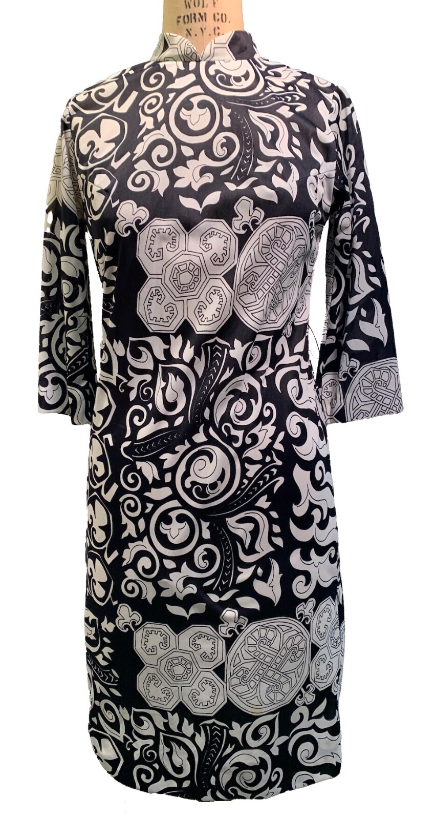 Vintage 60s RUTH WALTER Abstract Print Women’s Dress with Belt – Black and White