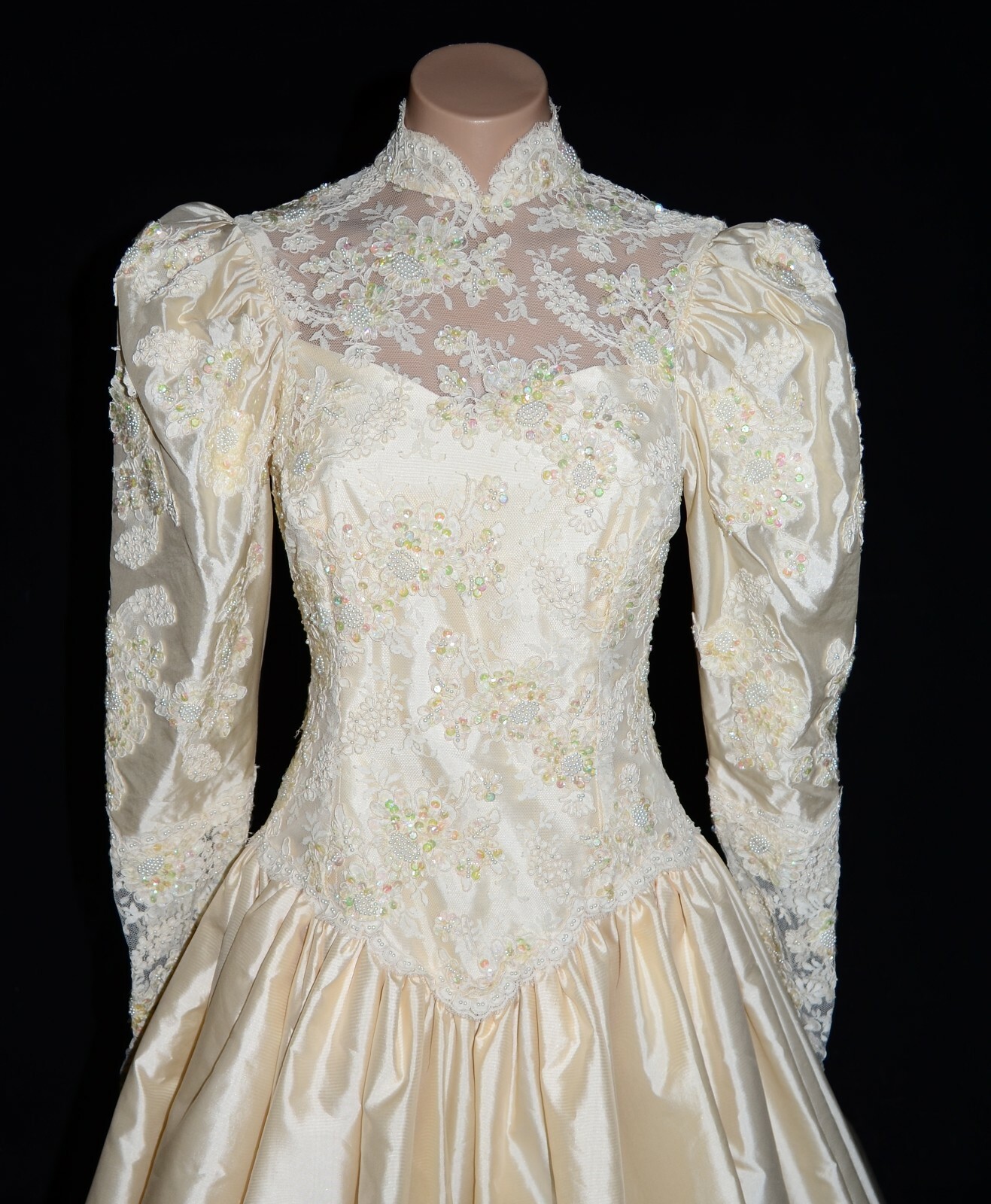 Unbranded Vintage 80s Ivory High Neck Alencon Lace Victorian Wedding Dress sz 4