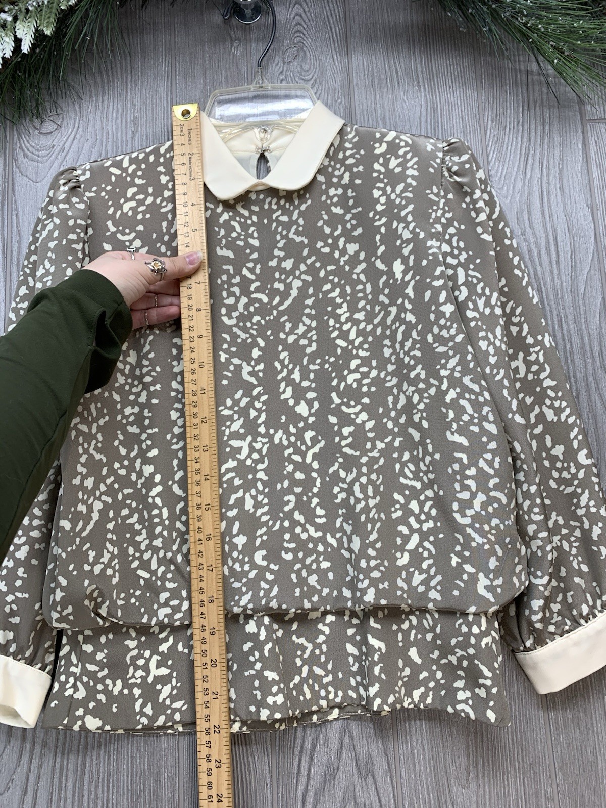 Vintage Dress Suit 2 Piece Blouse Skirt Set Liz Petite Inc Taupe 70s Size 6