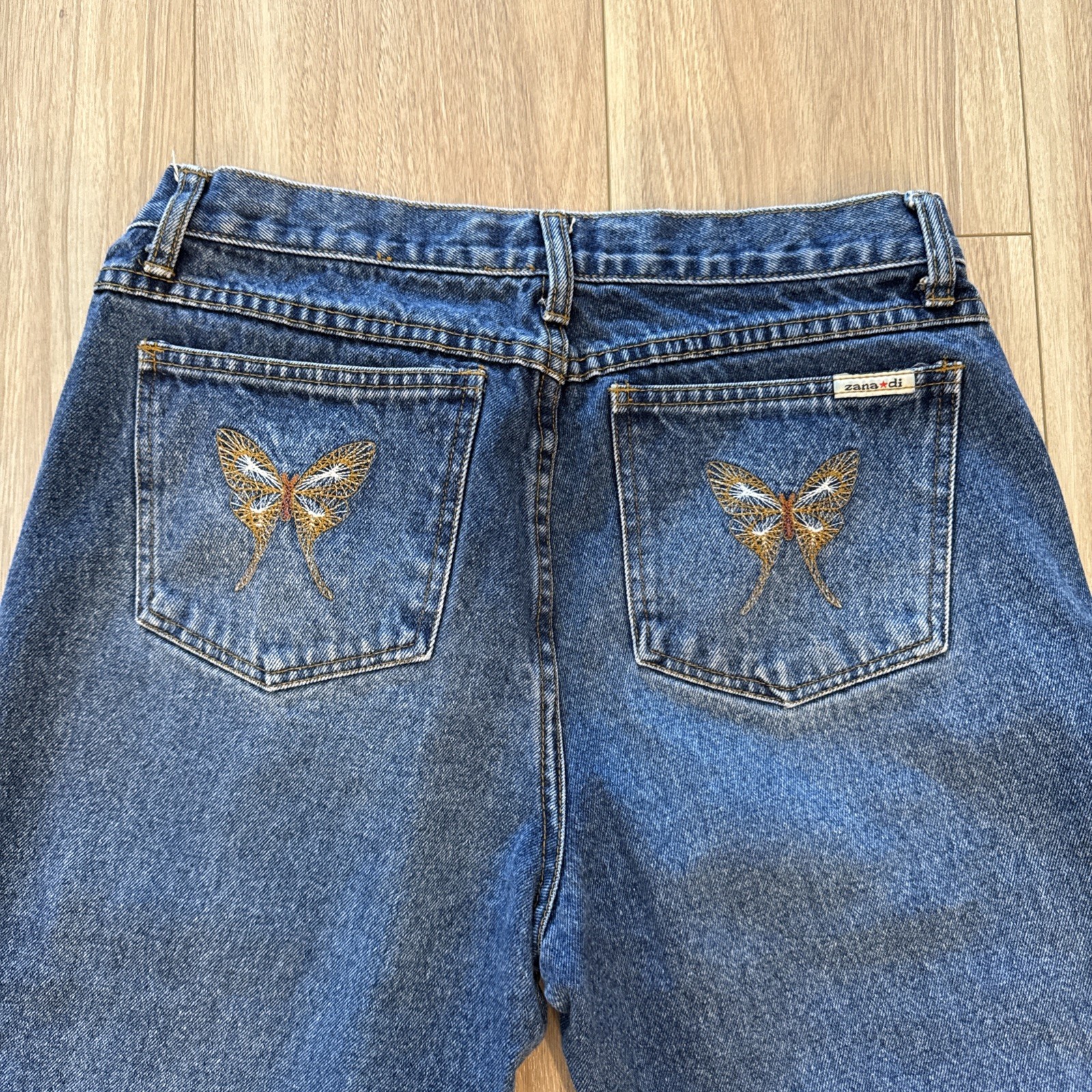 Vtg Y2k 90s Zana Di Jrs Size 10/11 Butterfly Embroidered Denim Capri Shorts