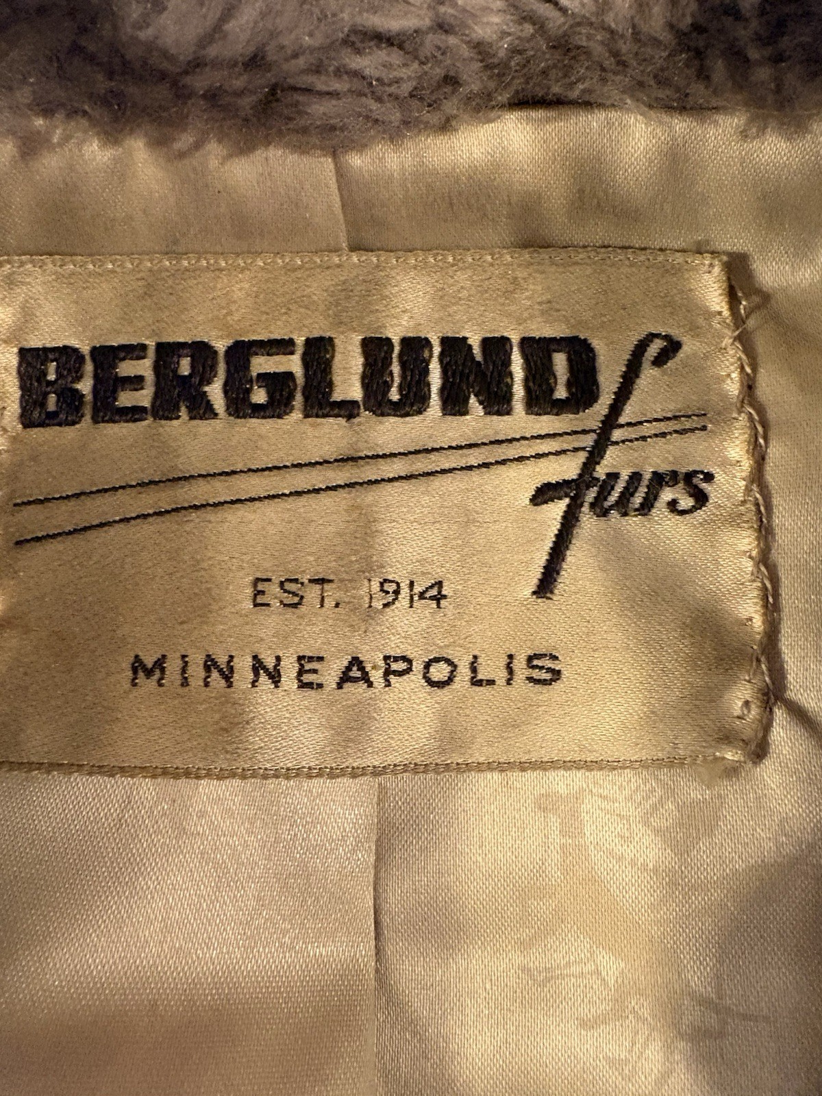 Vintage 1960’s Faux Fur Borgana Borg Deluxe Cropped Brown Jacket Coat USA